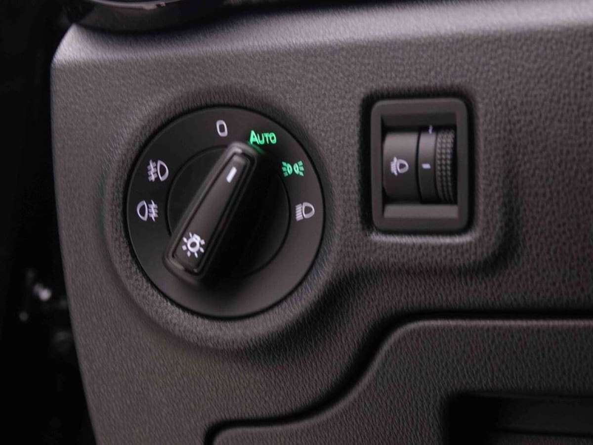 366353_p2 - SKODA - FABIA - 2025 - photo 9