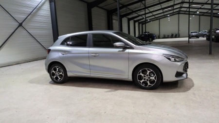 46785_p28 - MG - MG3 - 2025