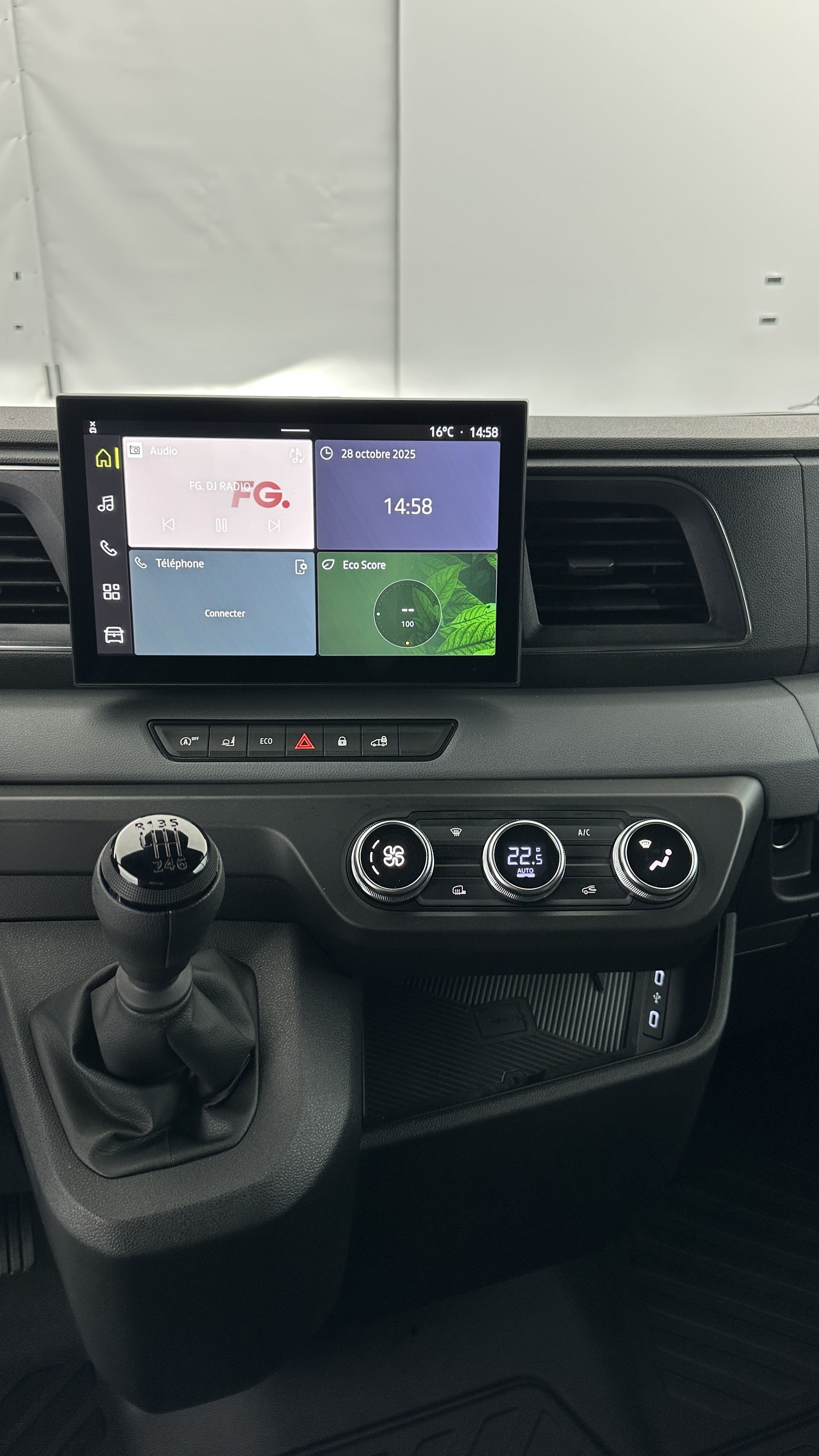 GLI00007111_p53 - RENAULT - MASTER - 2025 - photo 11