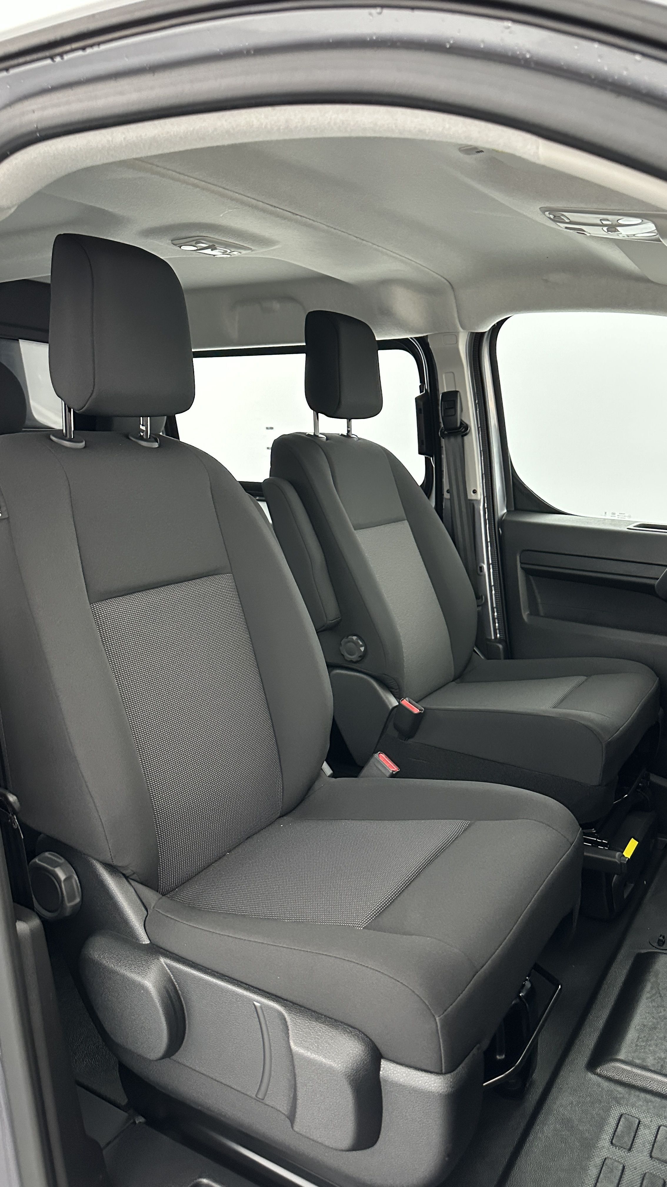 GLI00010596_p53 - PEUGEOT - EXPERT CA - 2025 - photo 12