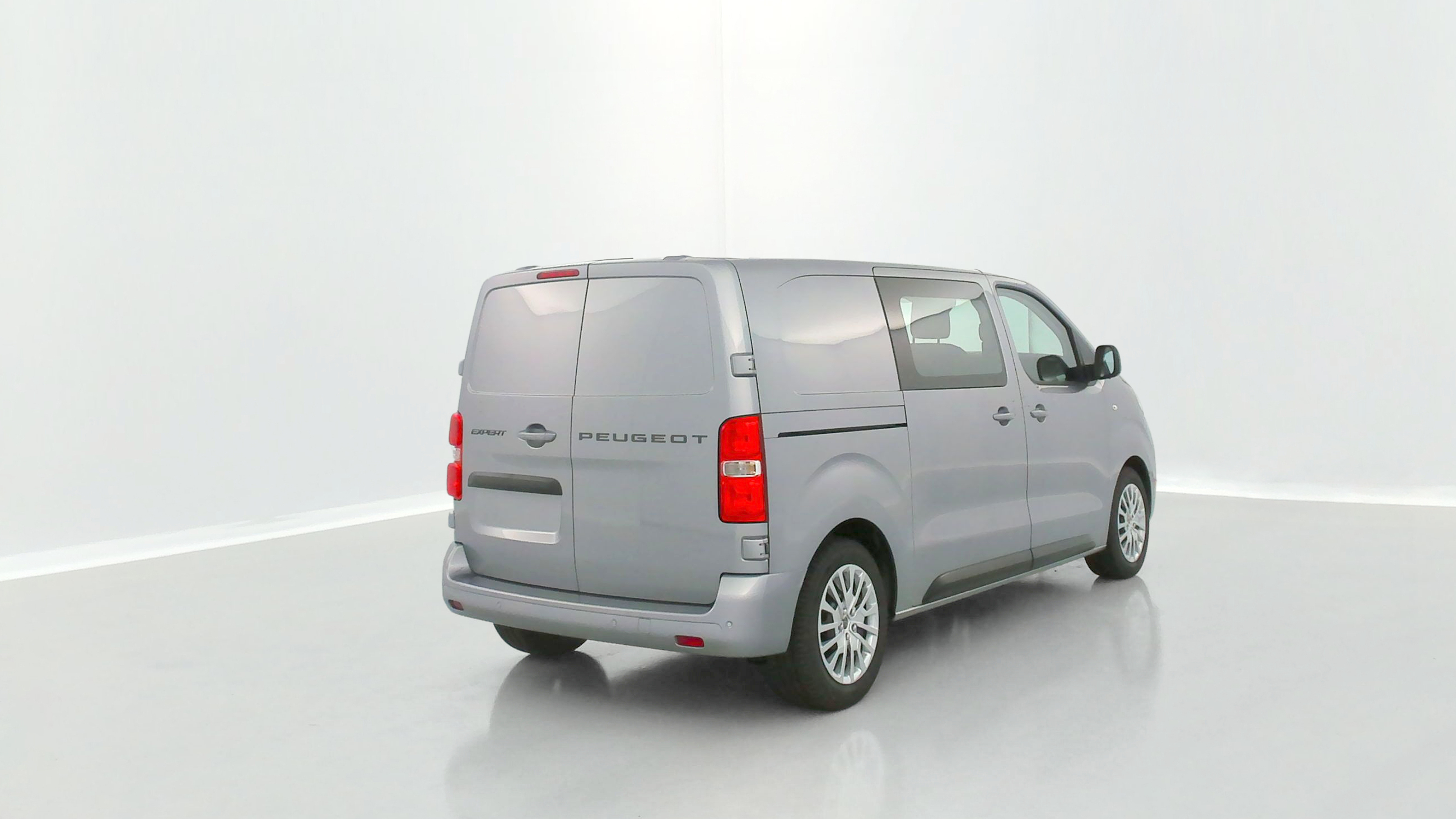 GLI00010596_p53 - PEUGEOT - EXPERT CA - 2025 - photo 17