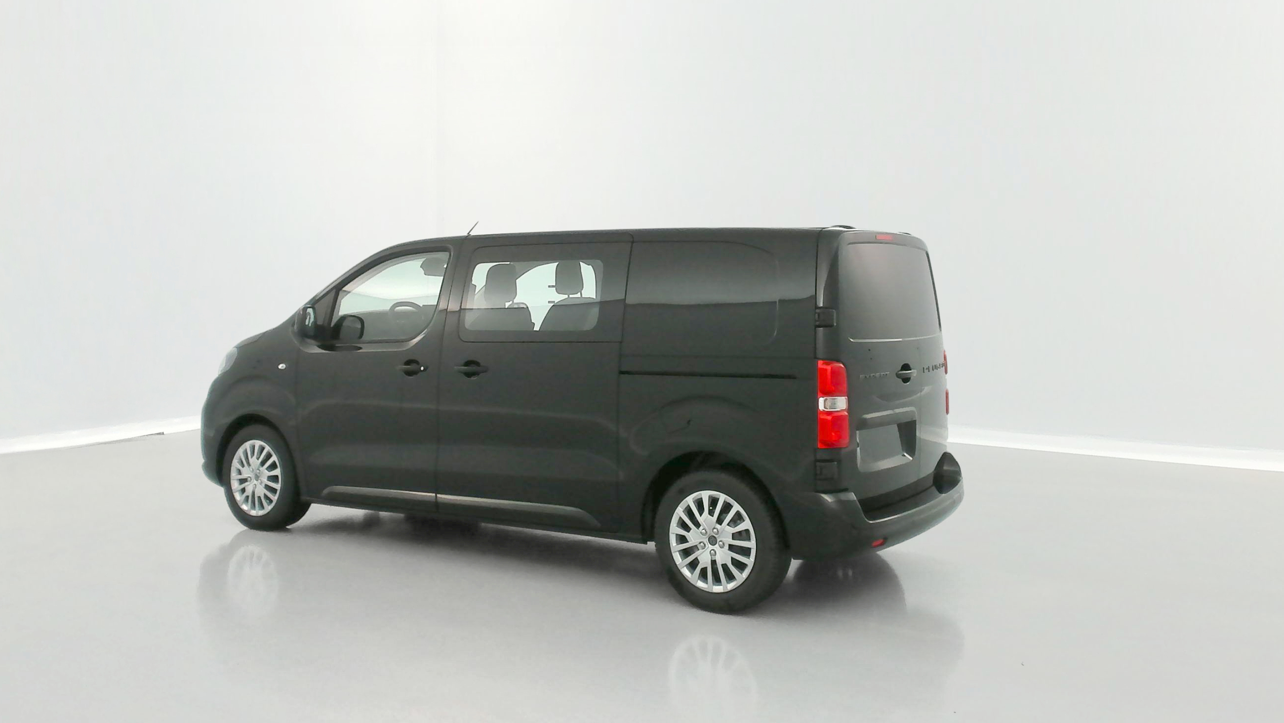 GLI00010572_p53 - PEUGEOT - EXPERT CA - 2025 - photo 21