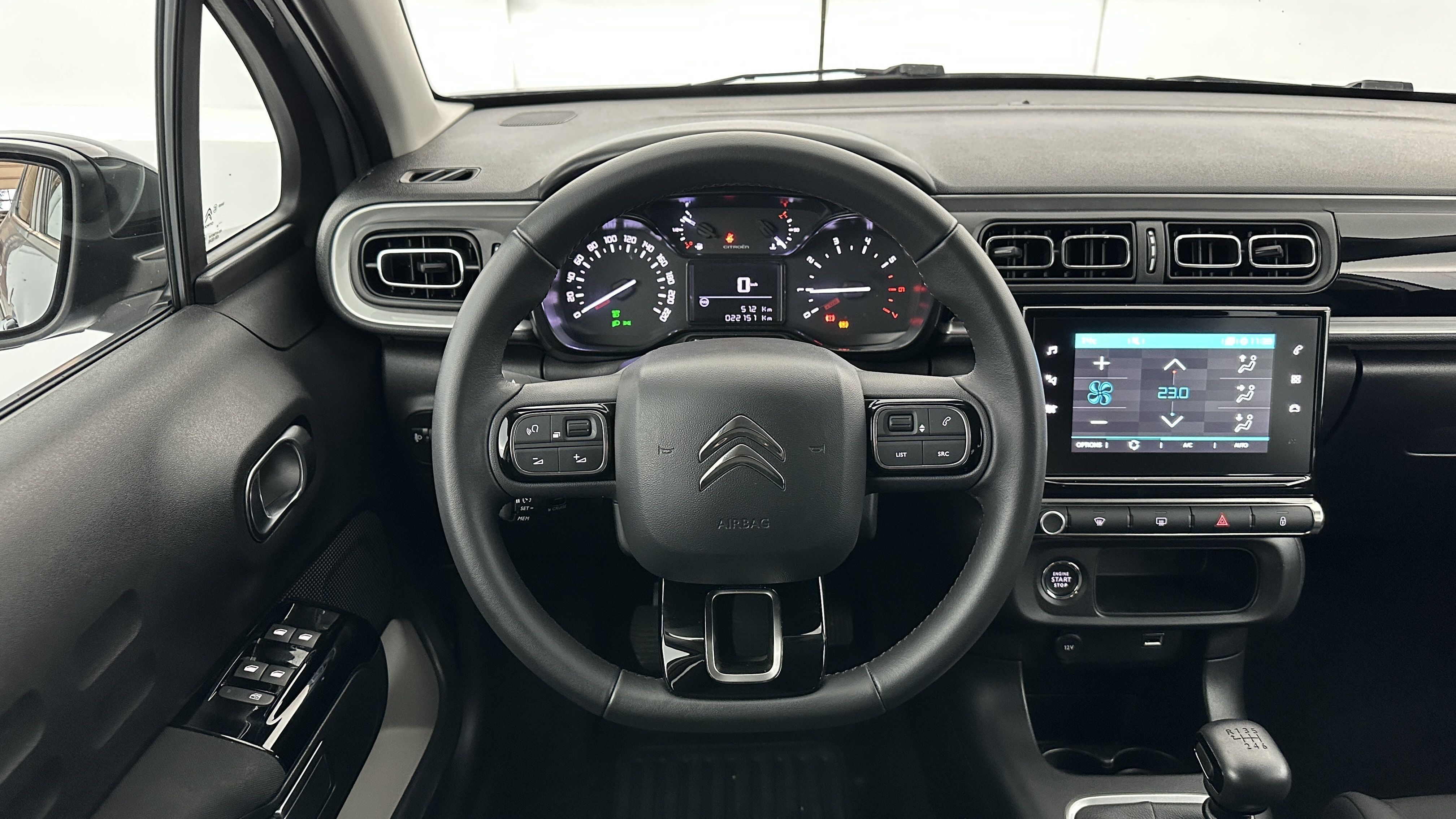 GLI00009848_p53 - CITROEN - C3 - 2024 - photo 13