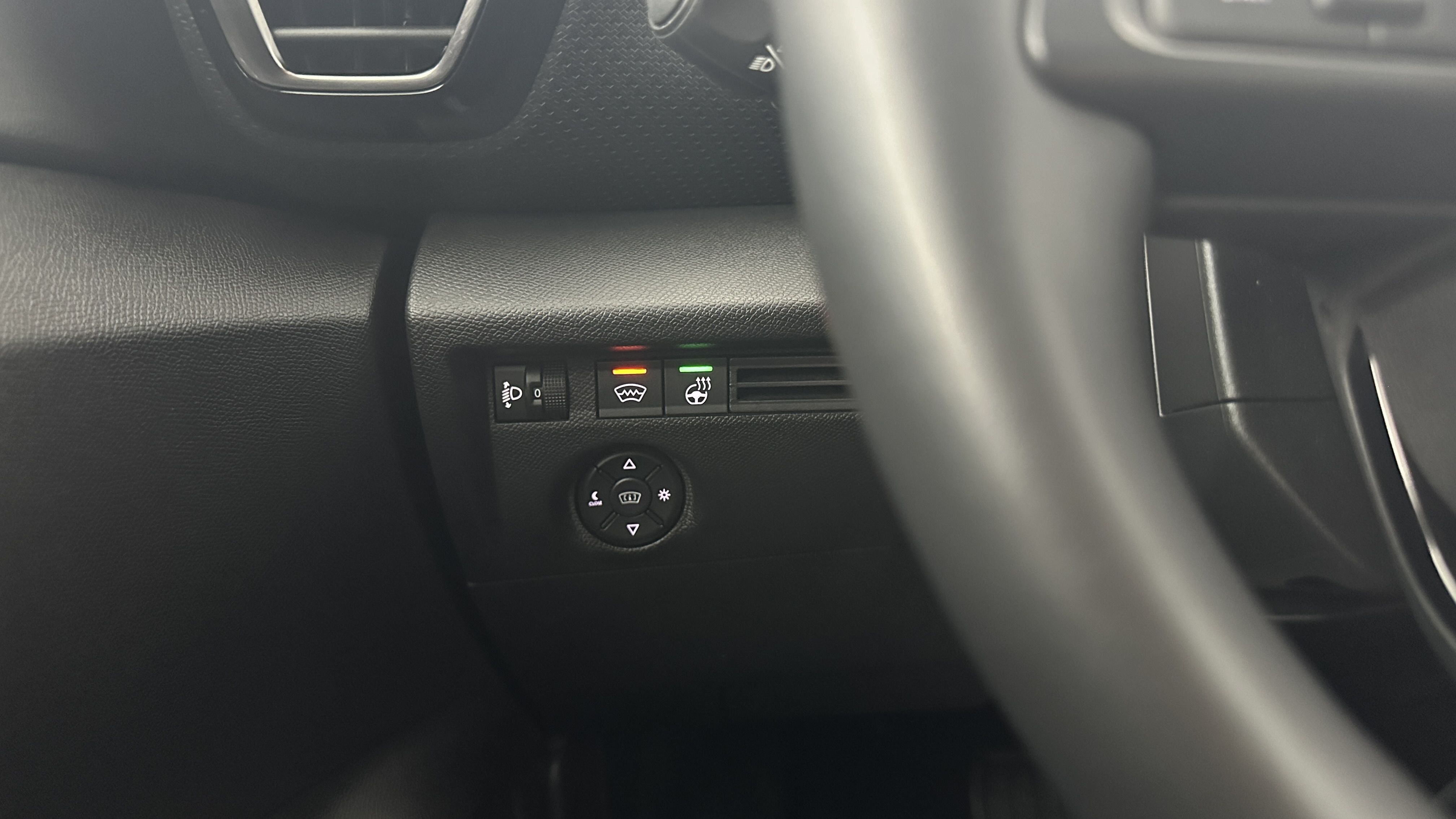 GLI00011077_p53 - CITROEN - C4 - 2024 - photo 23