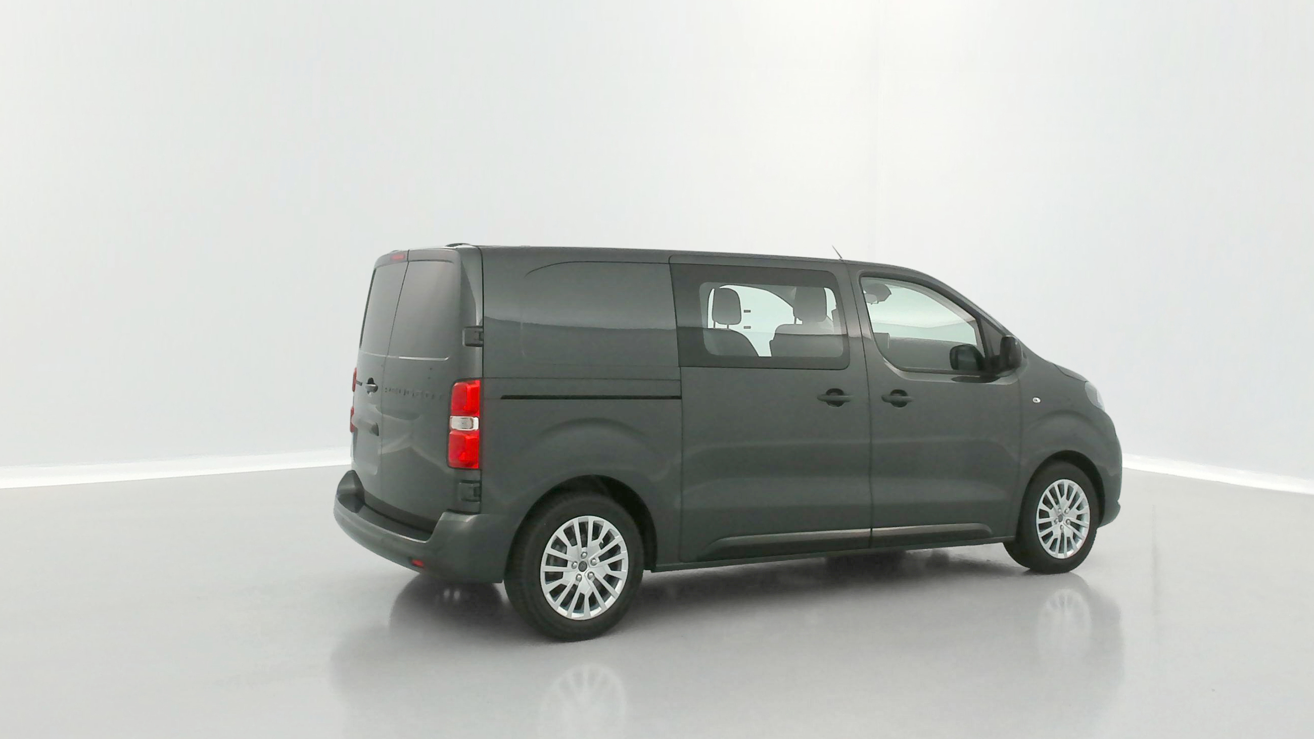 GLI00010301_p53 - PEUGEOT - EXPERT CA - 2025 - photo 21