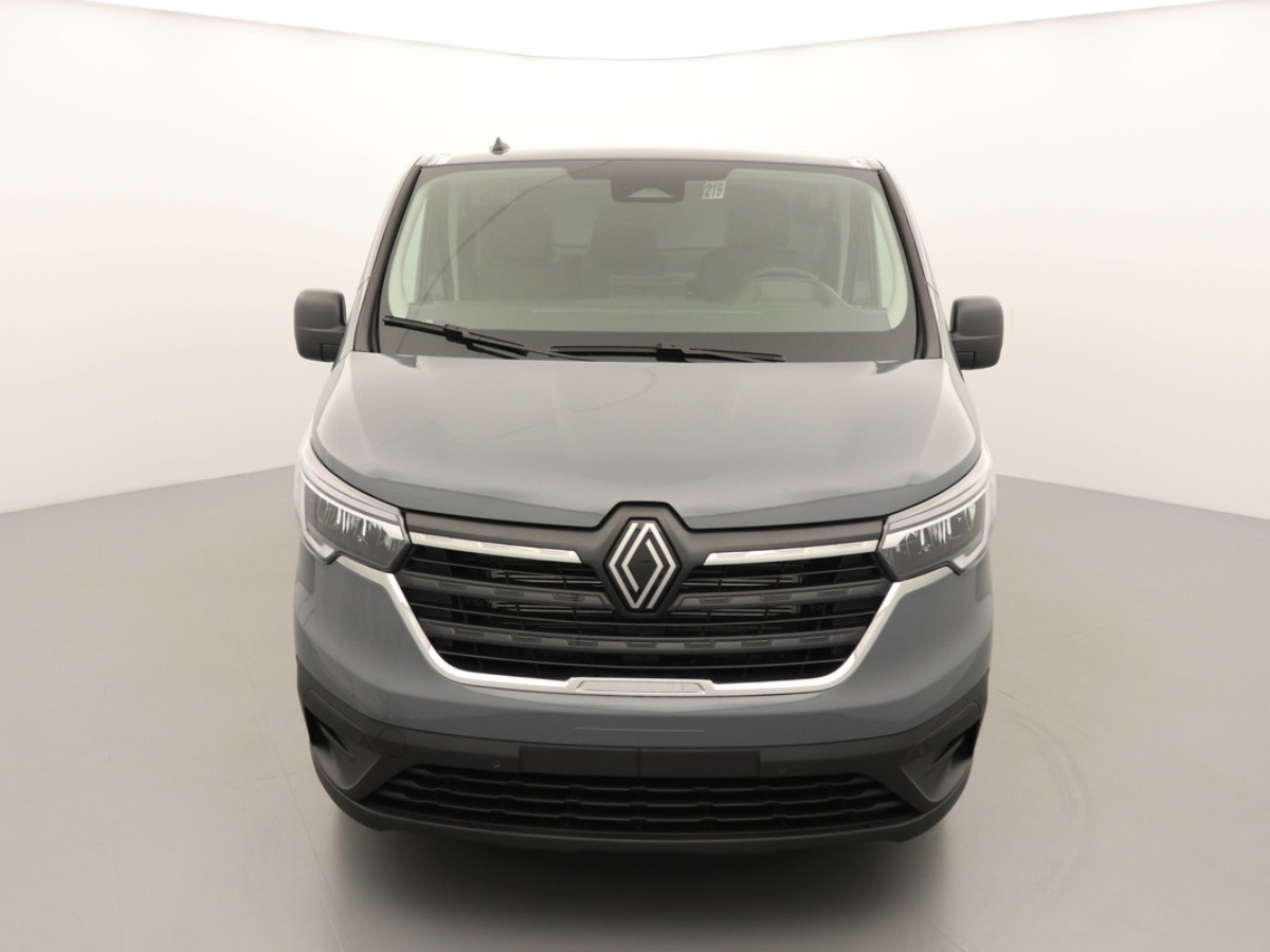 N200345_p3 - RENAULT - TRAFIC - 2025 - photo 3