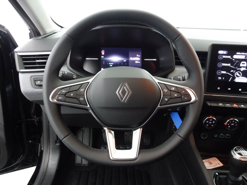 71196_p51 - RENAULT - CLIO - 2025 - photo 17