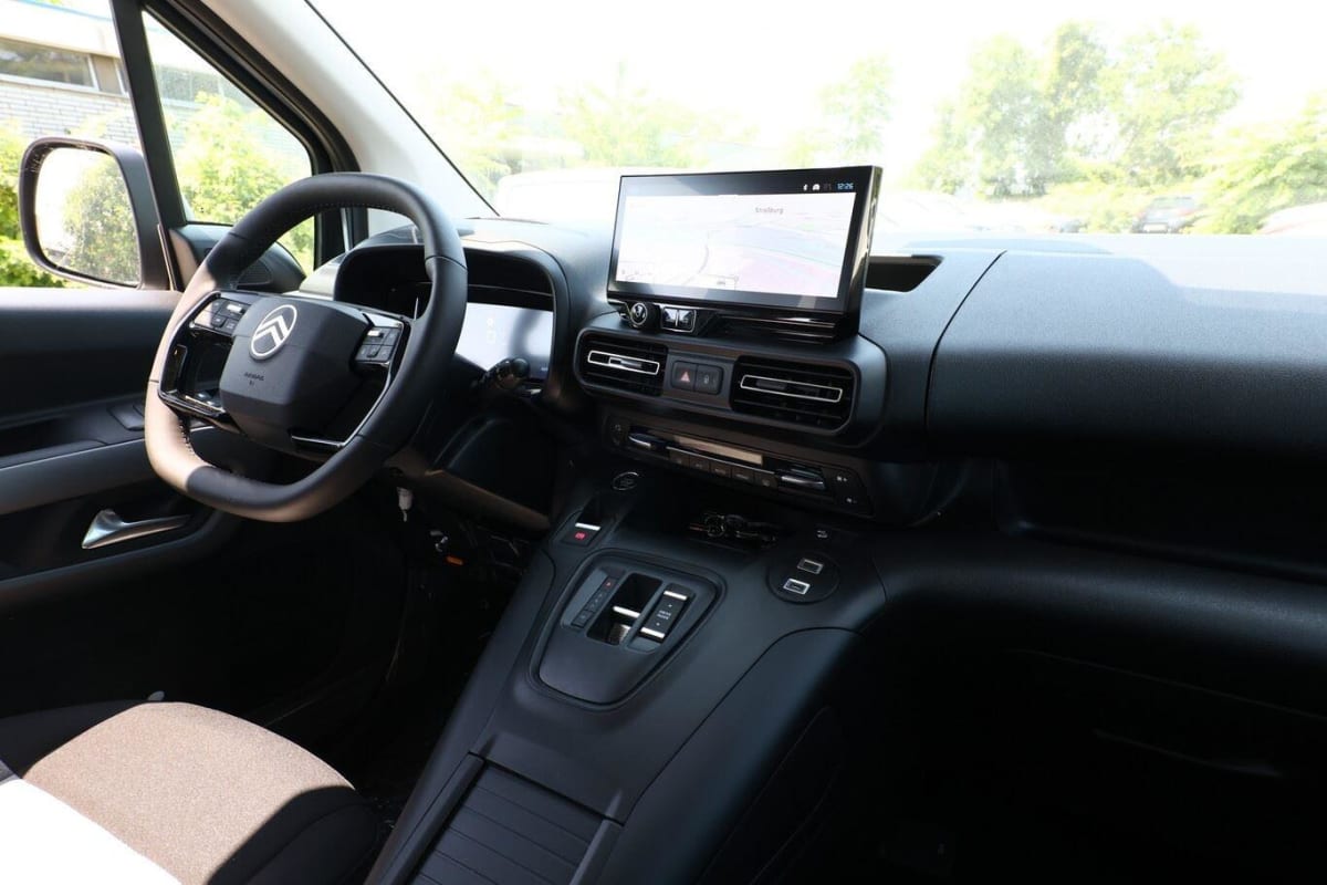 367294_p2 - CITROEN - BERLINGO - 2025 - photo 9