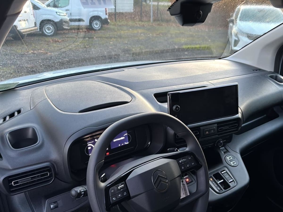 368907_p2 - CITROEN - BERLINGO - 2025 - photo 6