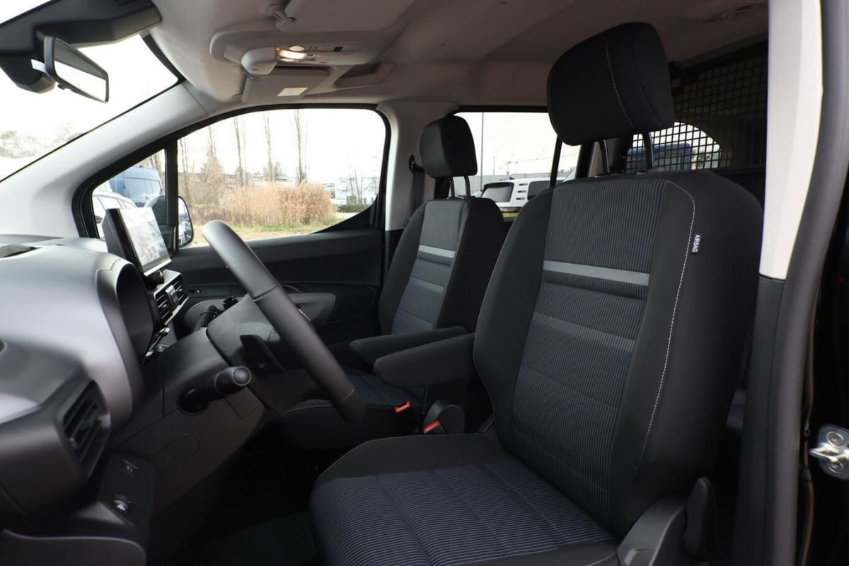 367942_p2 - FIAT - DOBLO - 2025 - photo 6