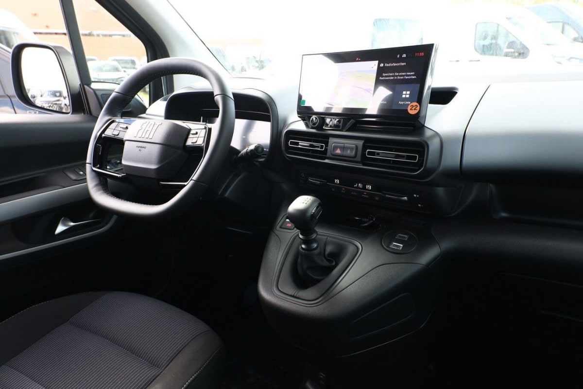 368184_p2 - FIAT - DOBLO - 2025 - photo 9