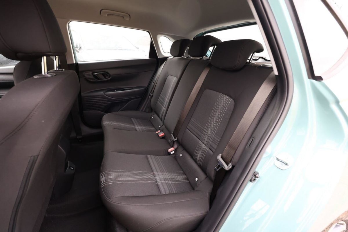 358494_p2 - HYUNDAI - I 20 - 2025 - photo 10