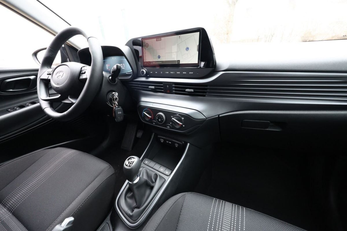 358494_p2 - HYUNDAI - I 20 - 2025 - photo 9