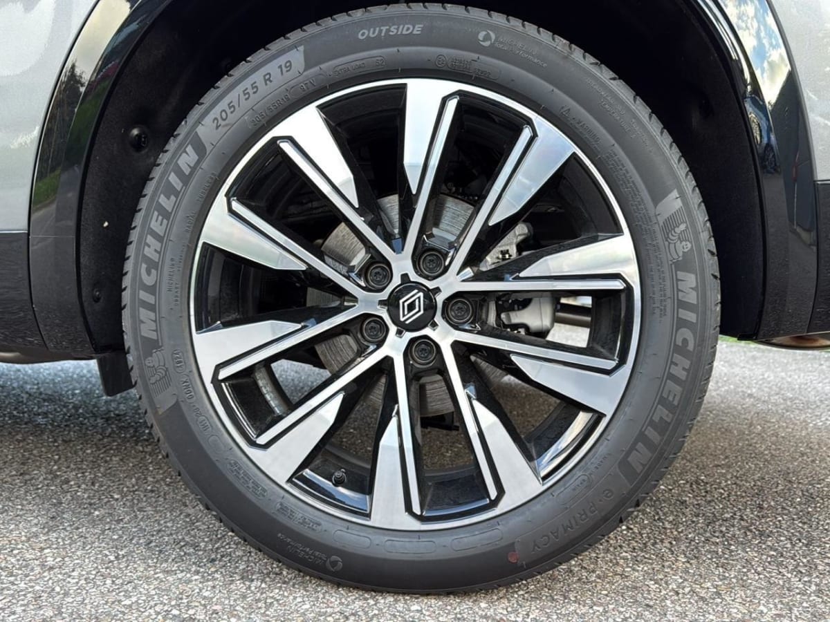 359871_p2 - RENAULT - ESPACE - 2025 - photo 9