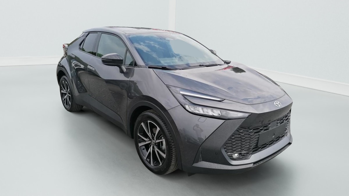 353157_p2 - TOYOTA - C HR - 2024 - photo 1