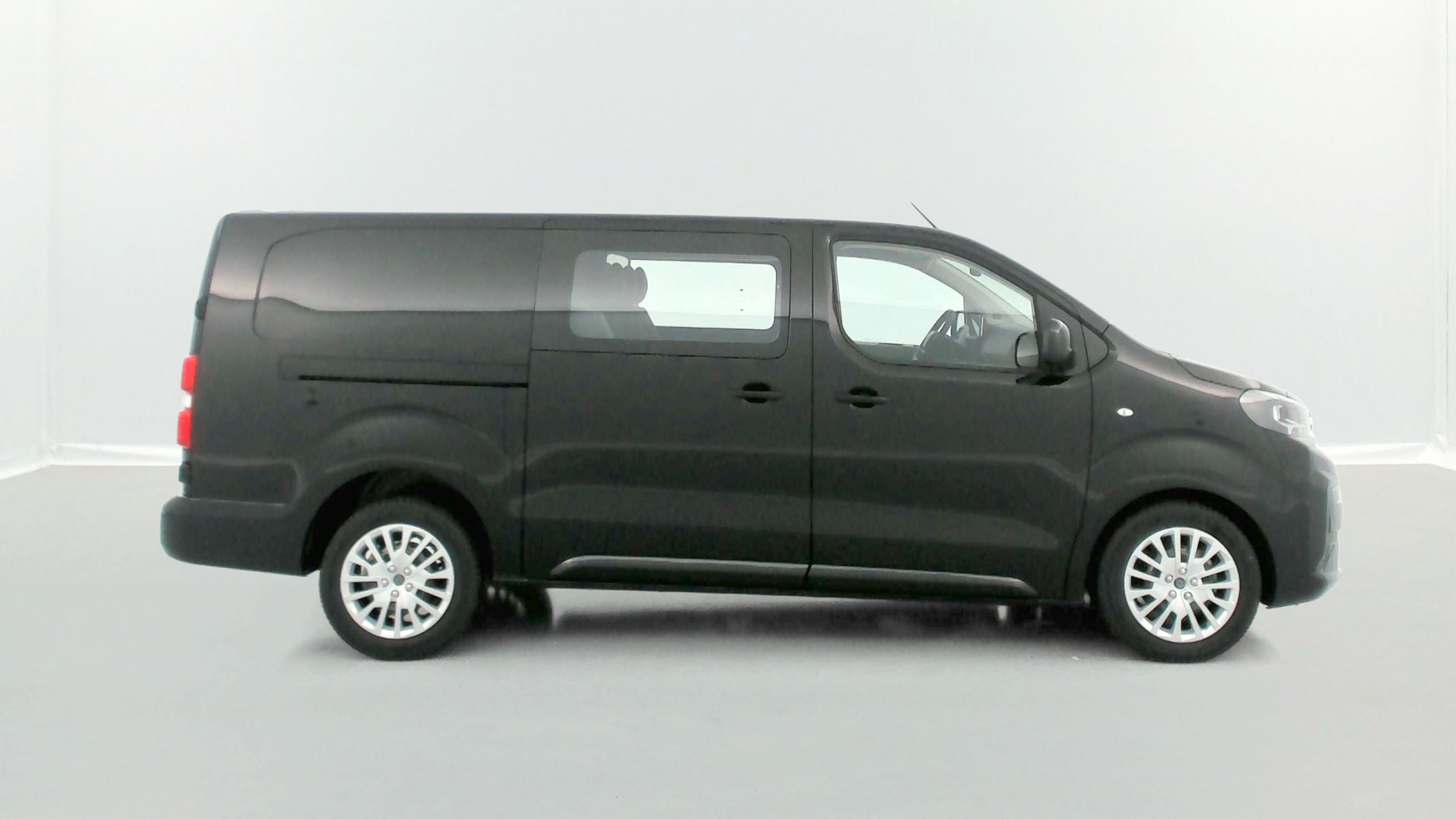 GLI00010628_p53 - PEUGEOT - EXPERT CA - 2025 - photo 19