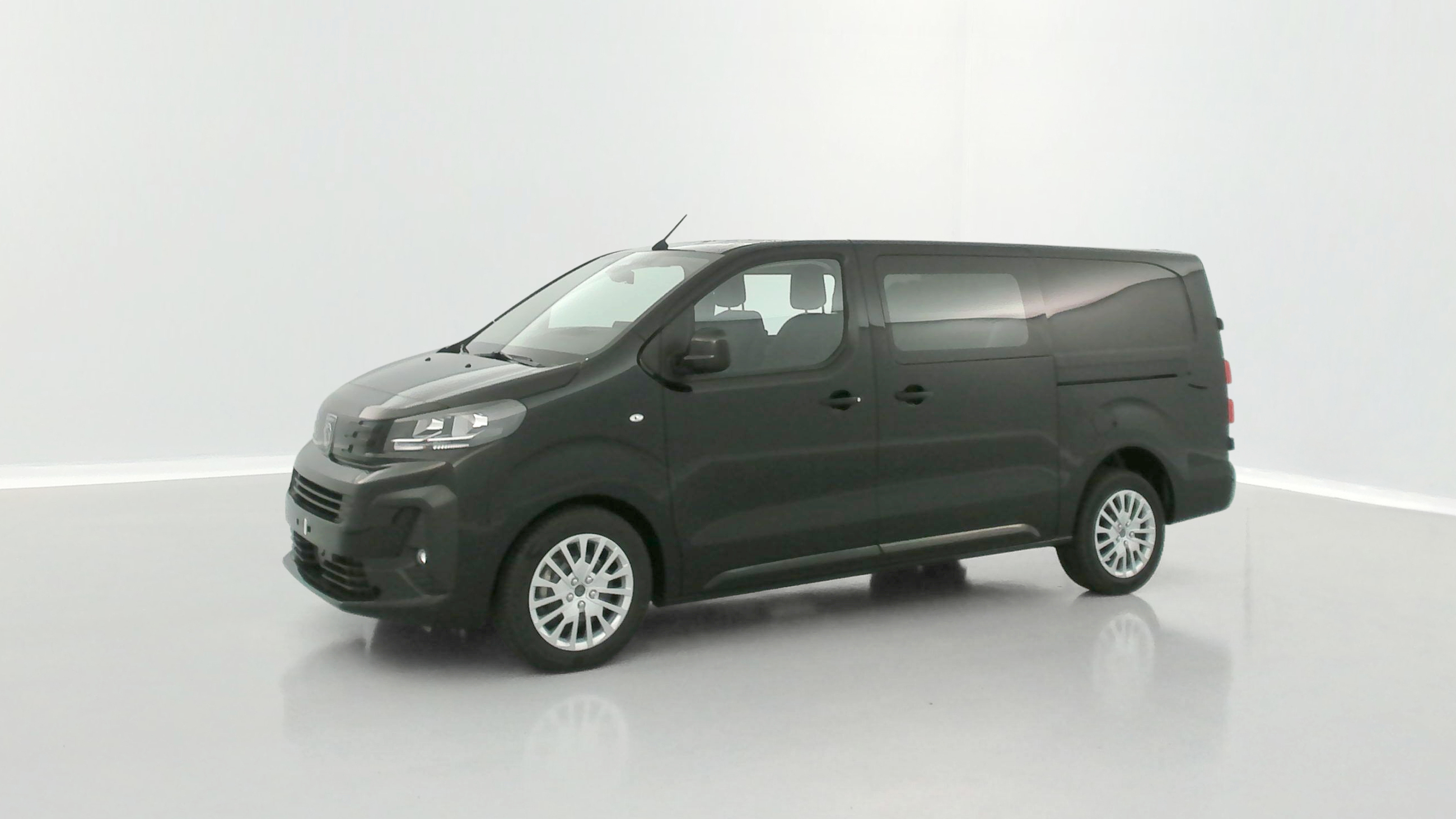 GLI00010628_p53 - PEUGEOT - EXPERT CA - 2025 - photo 20