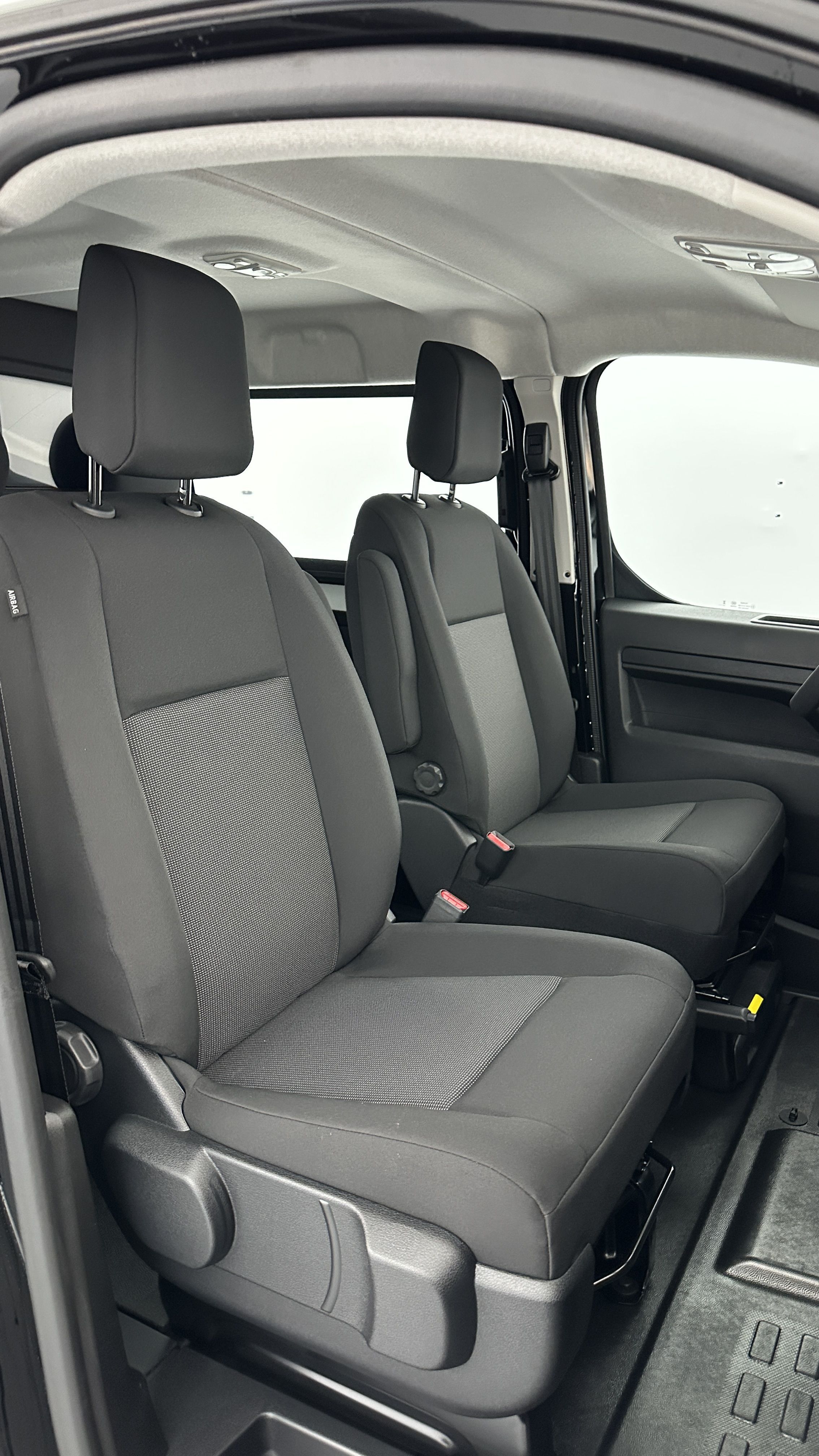 GLI00010627_p53 - PEUGEOT - EXPERT CA - 2025 - photo 13