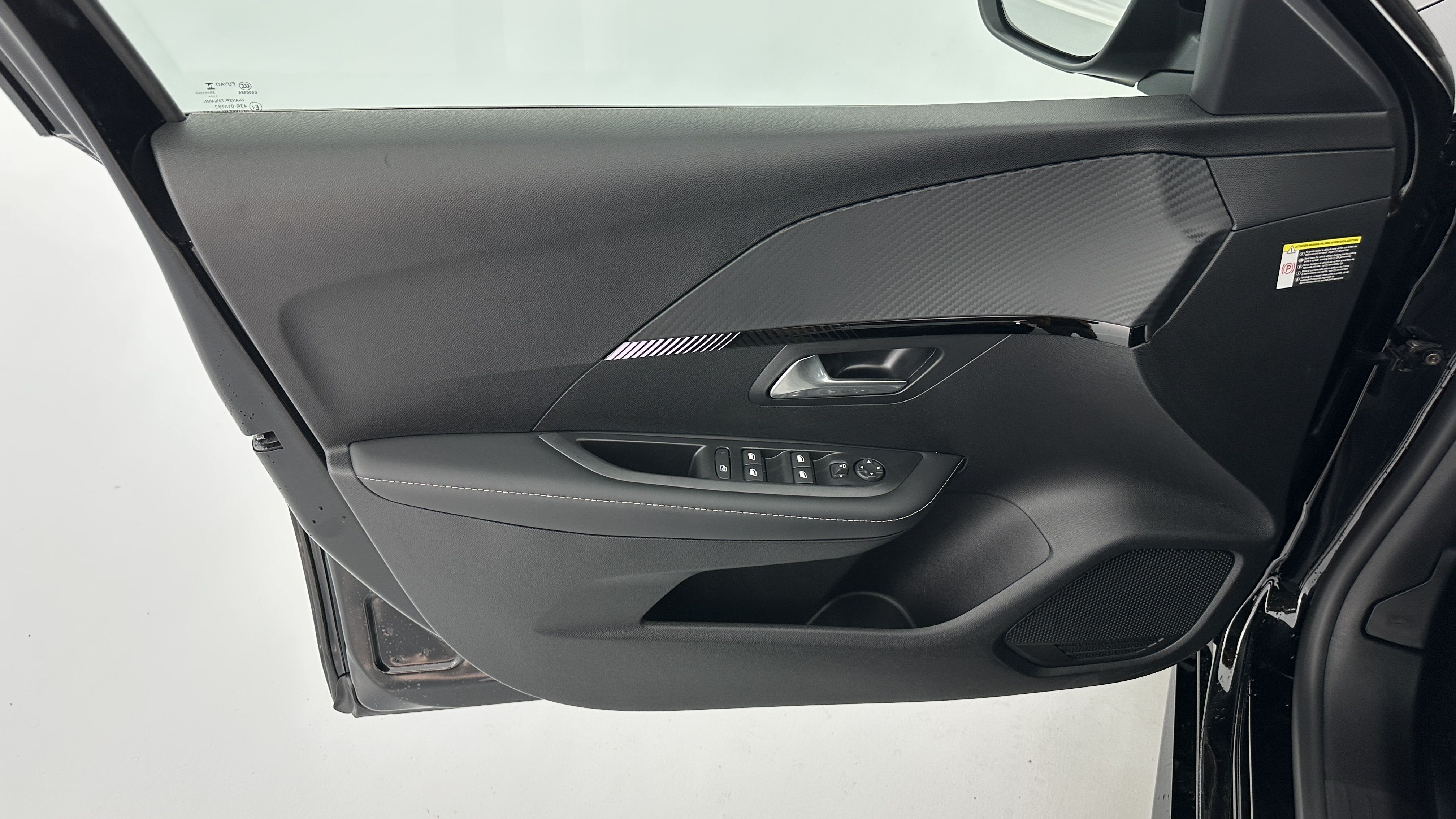 GLI00009595_p53 - PEUGEOT - 208 - 2025 - photo 12