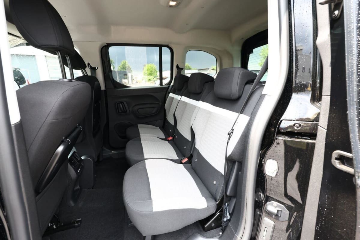 370639_p2 - CITROEN - BERLINGO - 2025 - photo 10