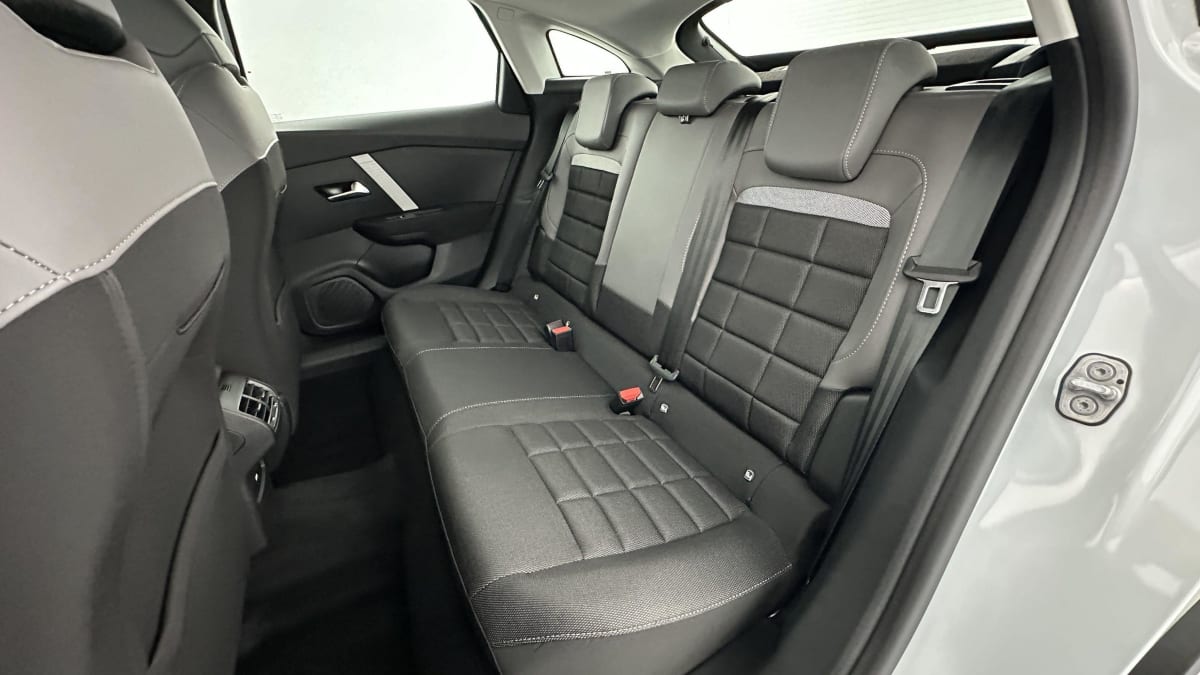 344574_p2 - CITROEN - C4 - 2025 - photo 9