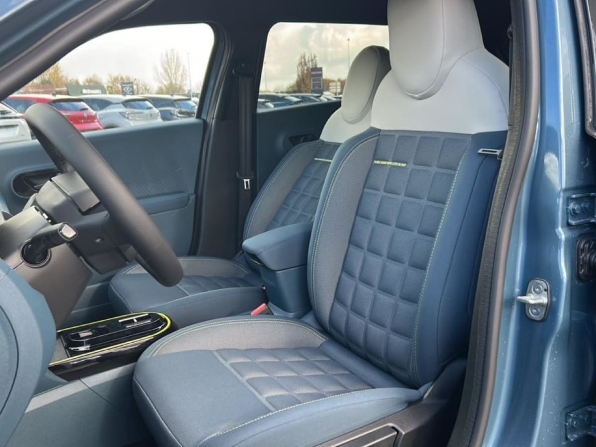 367834_p2 - FIAT - GRANDE PANDA - 2025 - photo 7