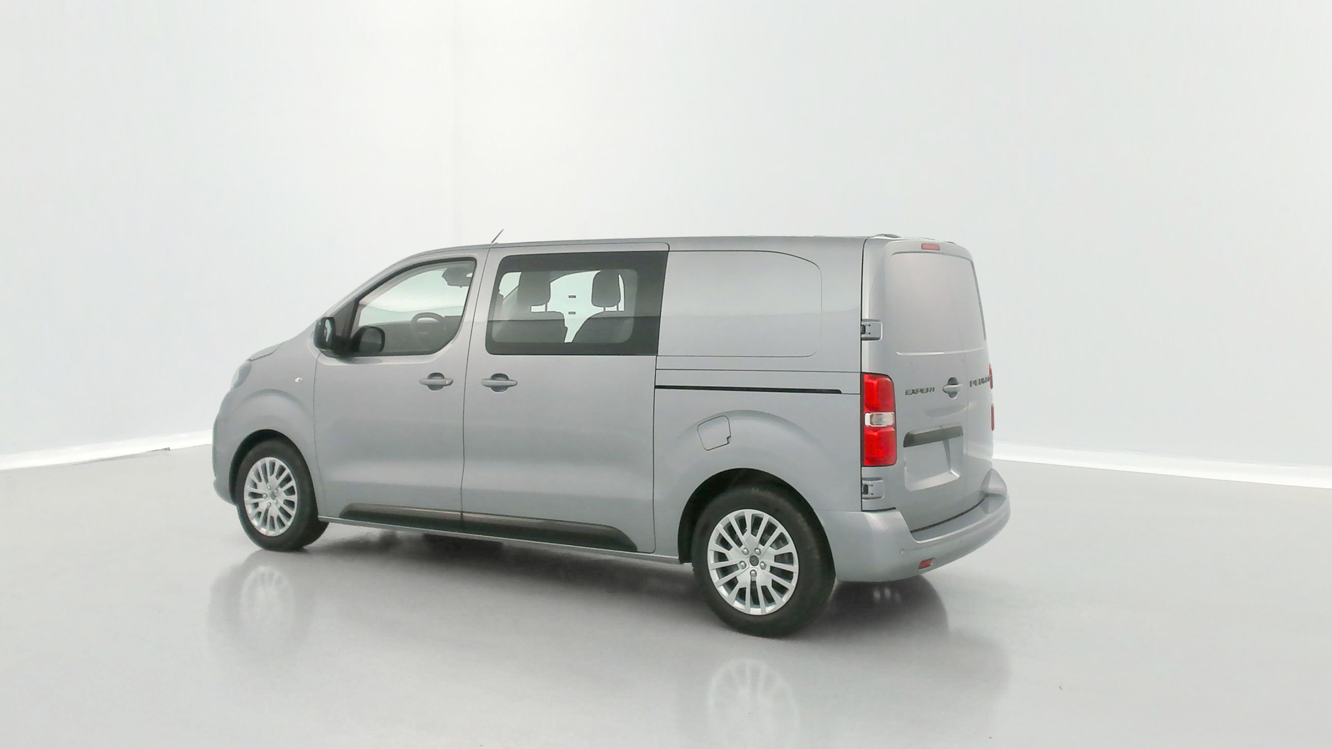 GLI00010592_p53 - PEUGEOT - EXPERT CA - 2025 - photo 20