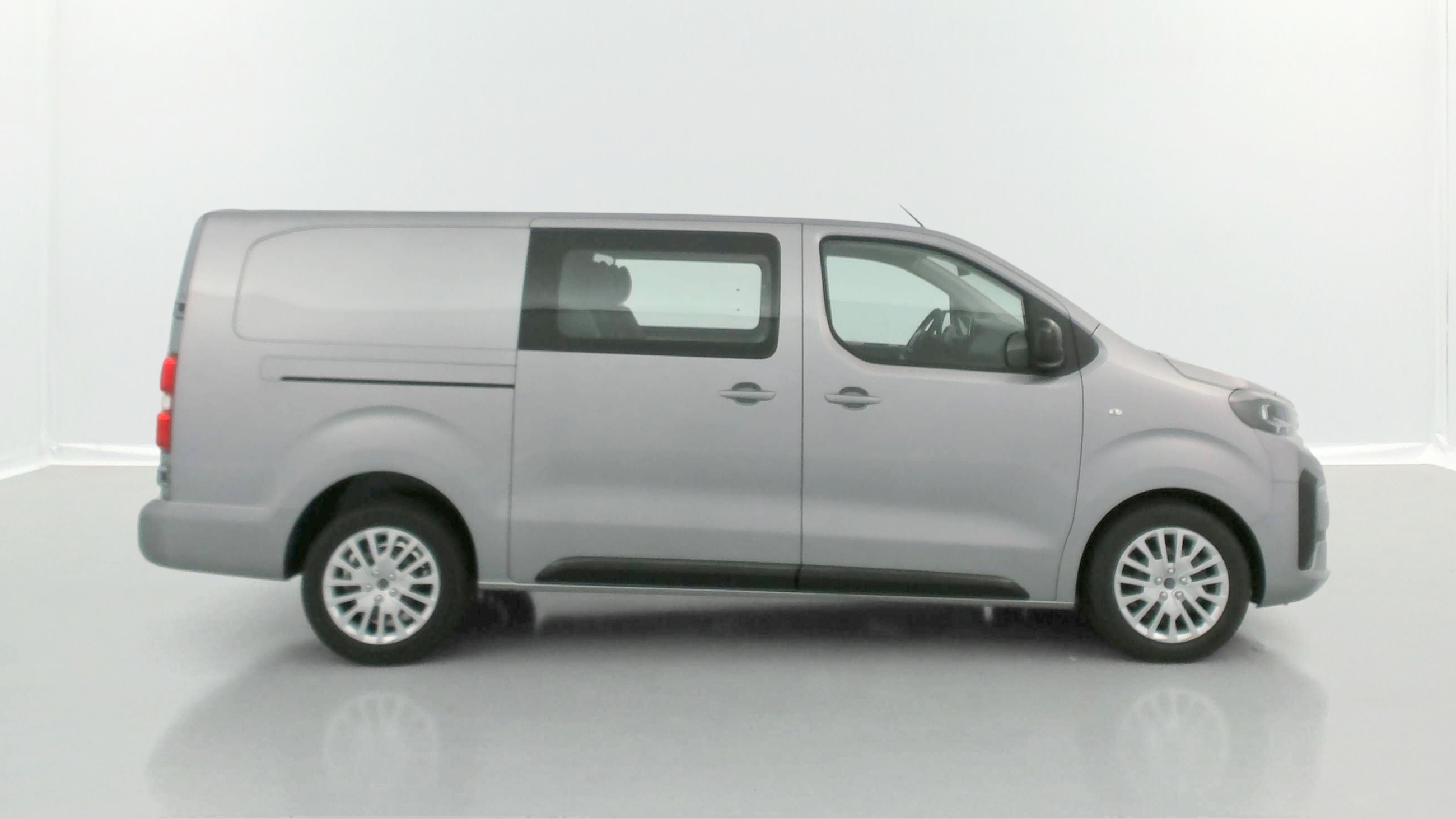 GLI00010620_p53 - PEUGEOT - EXPERT CA - 2025 - photo 19