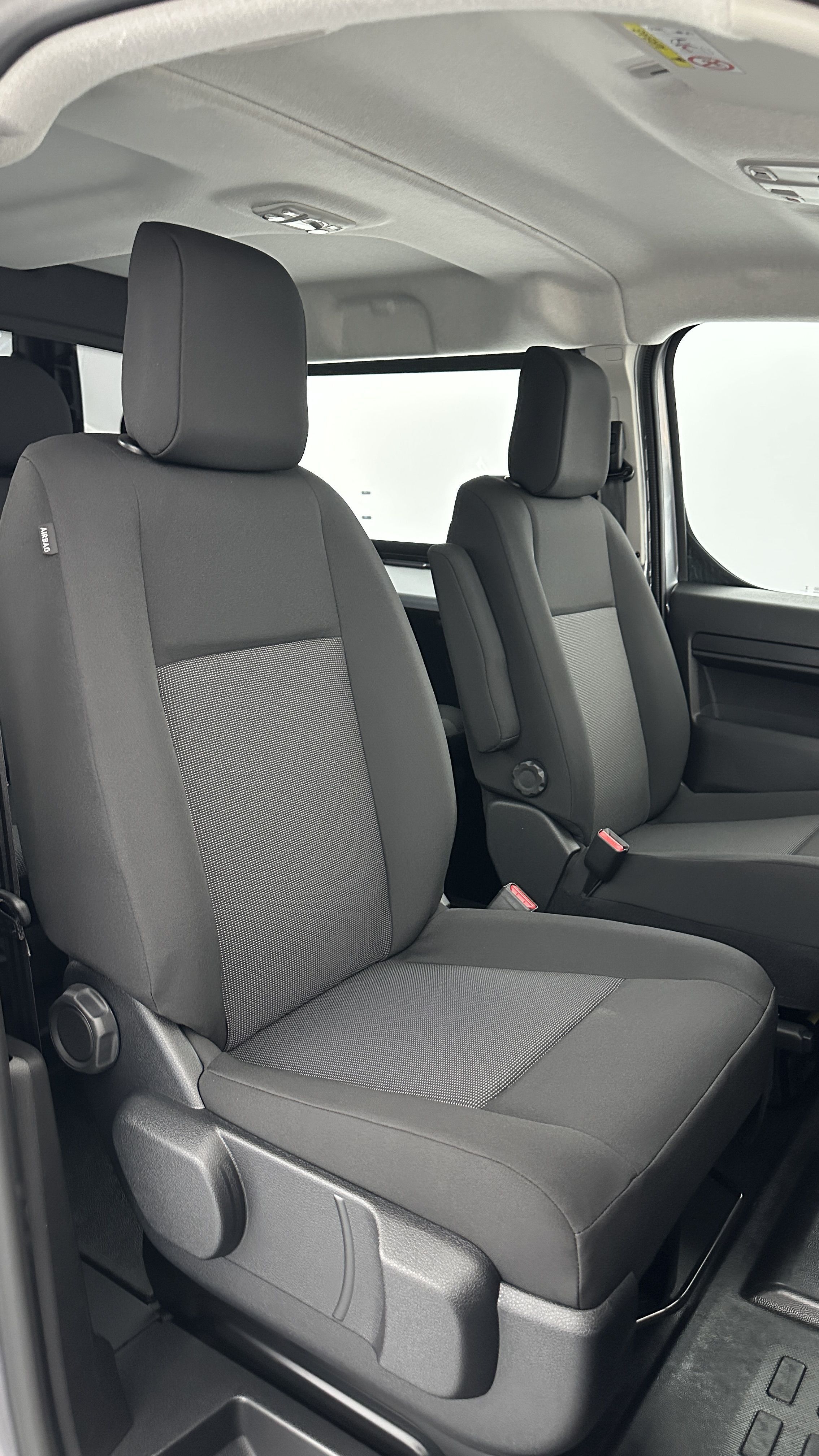 GLI00010620_p53 - PEUGEOT - EXPERT CA - 2025 - photo 13