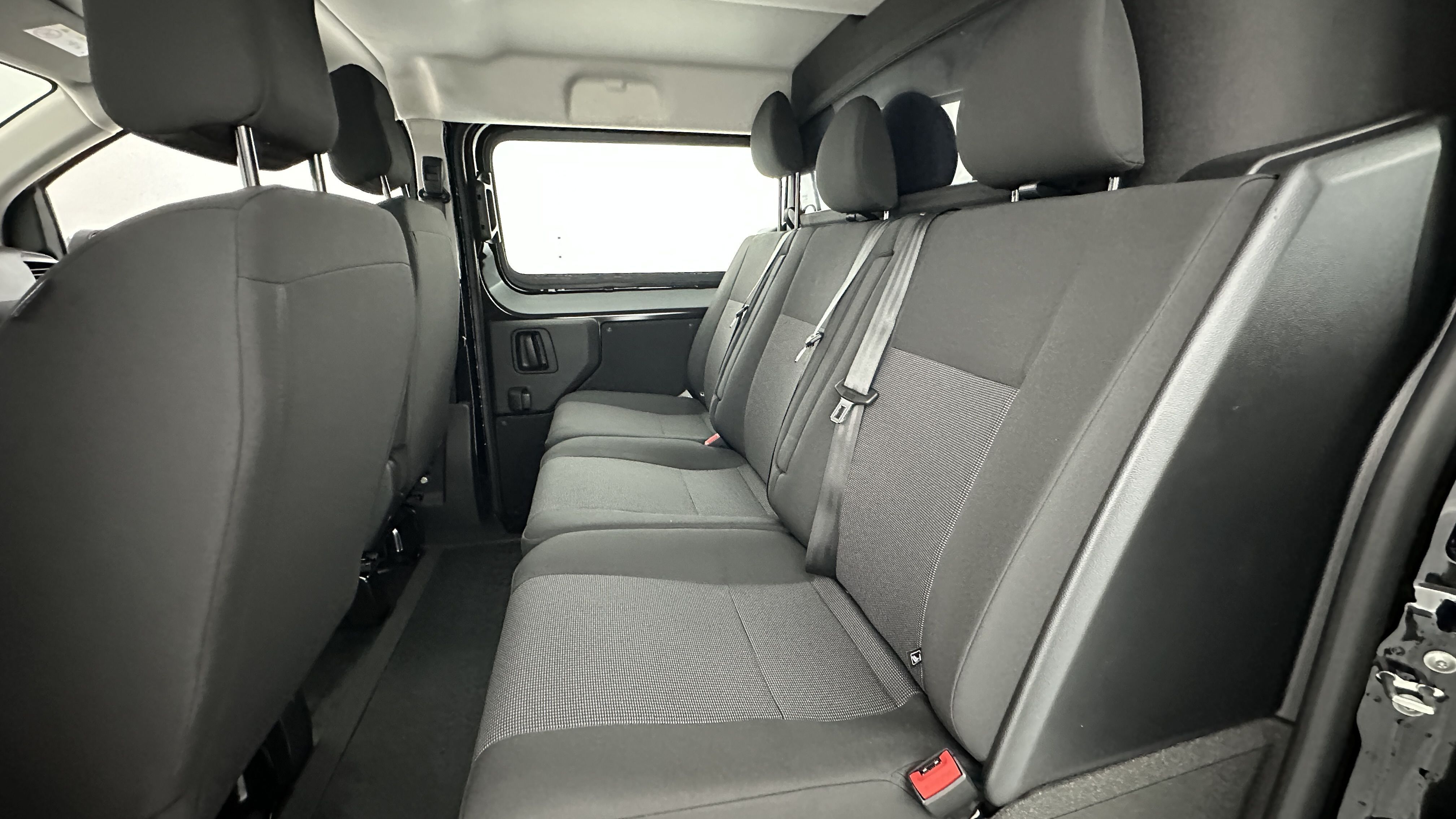 GLI00010573_p53 - PEUGEOT - EXPERT CA - 2025 - photo 8