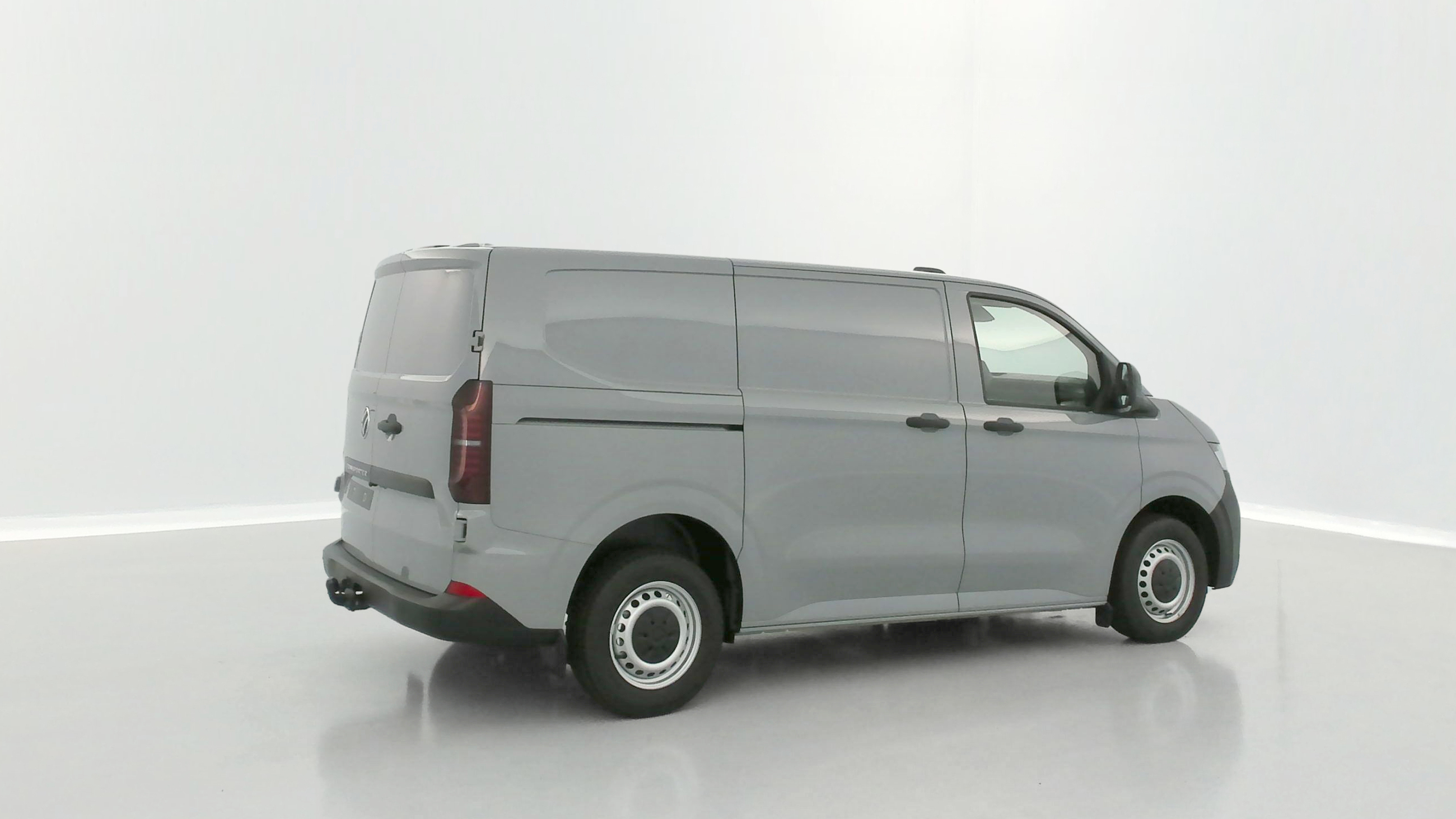 GLI00007682_p53 - VOLKSWAGEN - TRANSPORTER - 2025 - photo 22