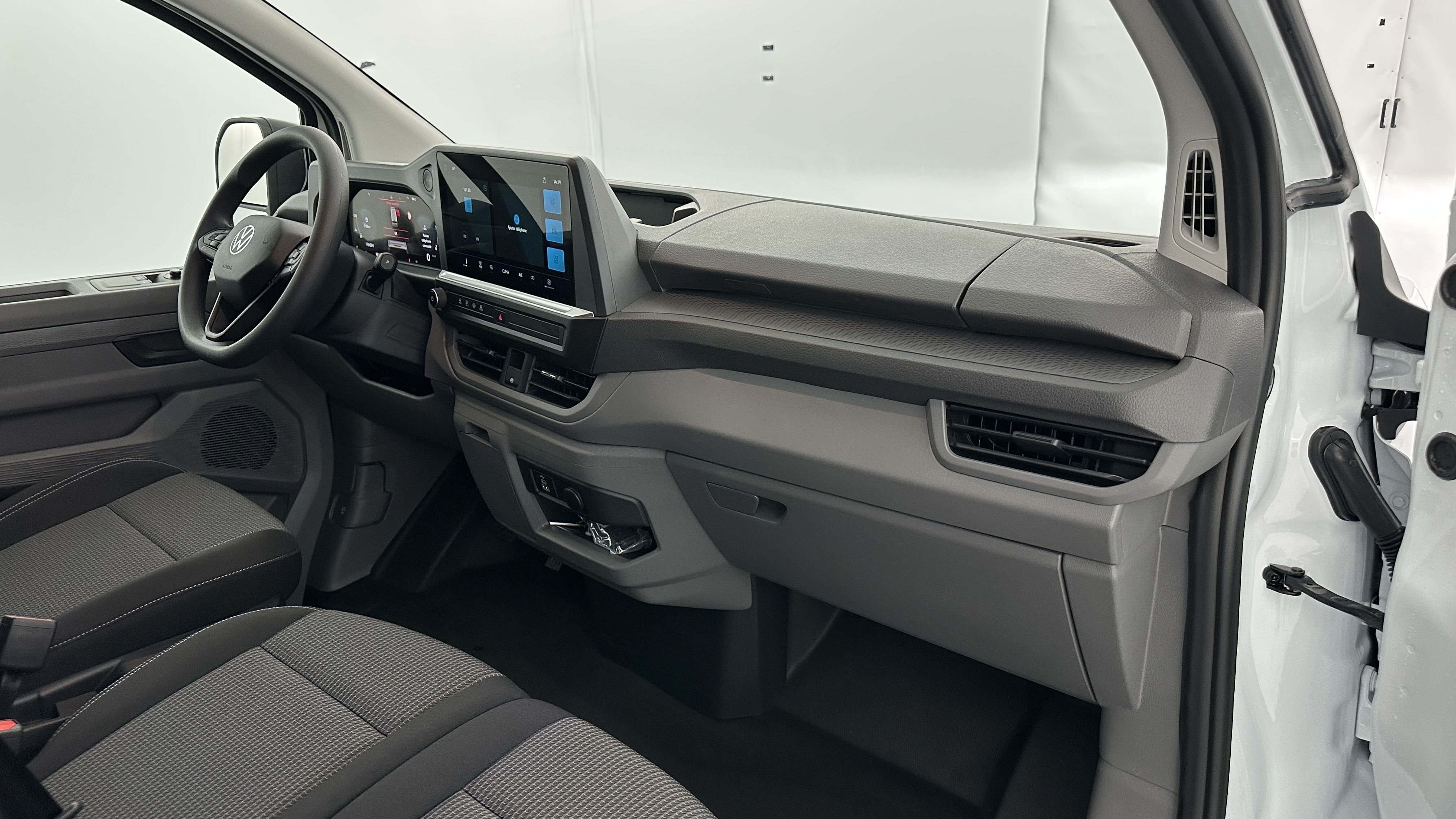 GLI00007680_p53 - VOLKSWAGEN - TRANSPORTER - 2025 - photo 7