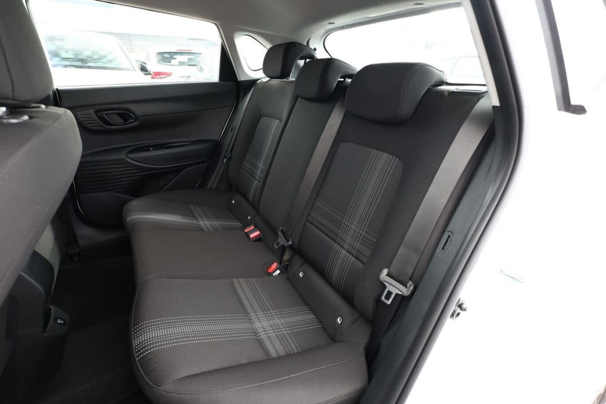 372500_p2 - HYUNDAI - I 20 - 2026 - photo 10