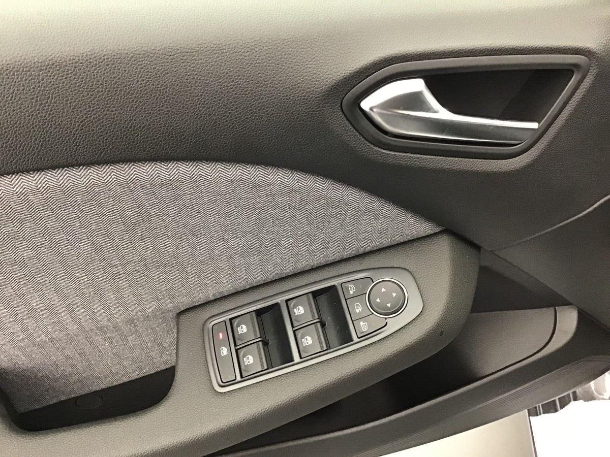 373110_p2 - RENAULT - CLIO 5 - 2026 - photo 8