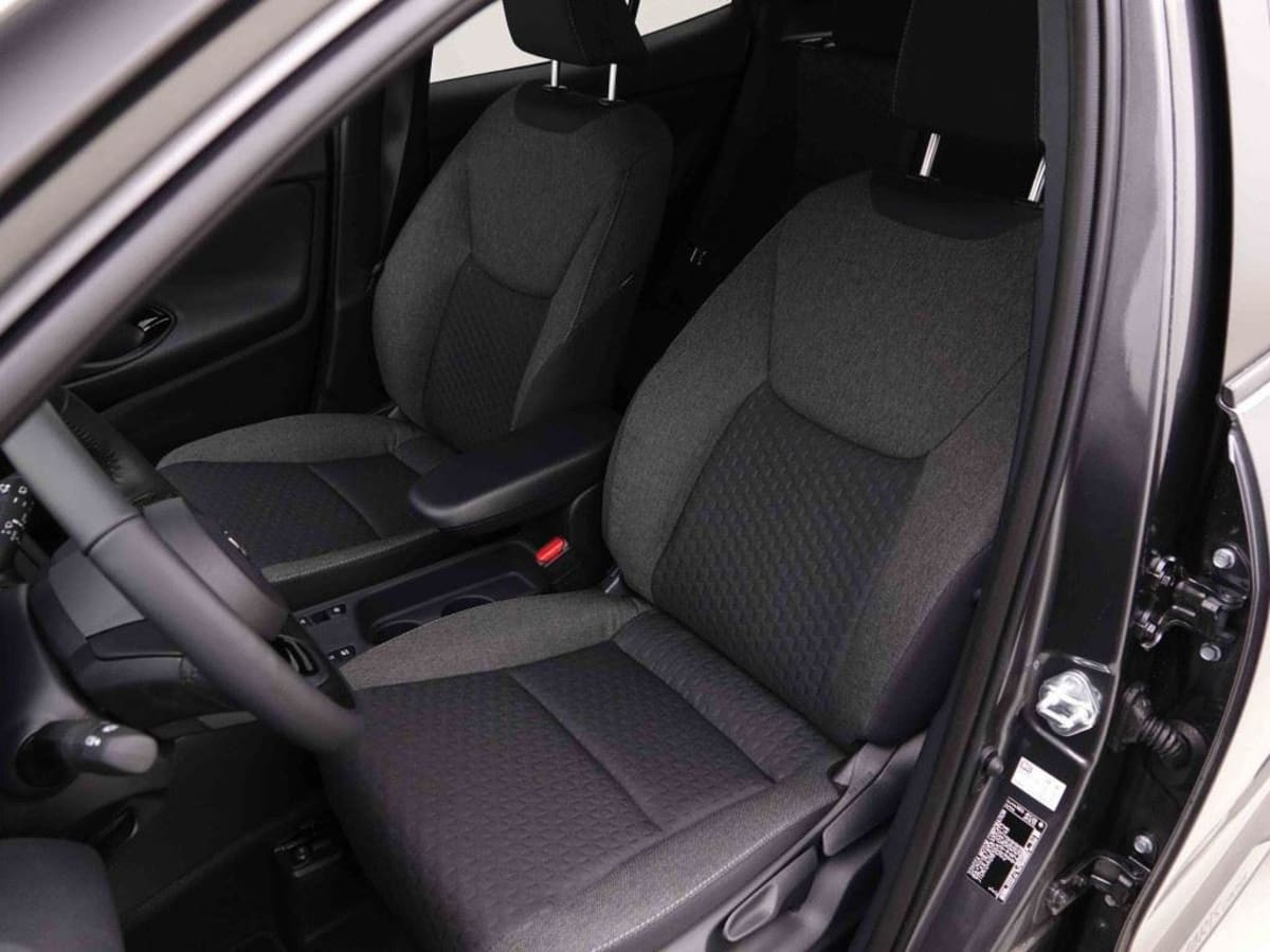 372155_p2 - TOYOTA - YARIS CROSS - 2026 - photo 7