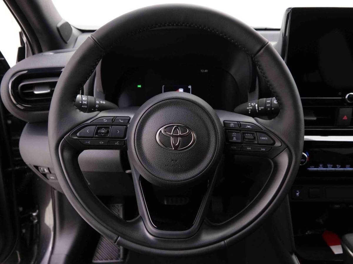 372155_p2 - TOYOTA - YARIS CROSS - 2026 - photo 9