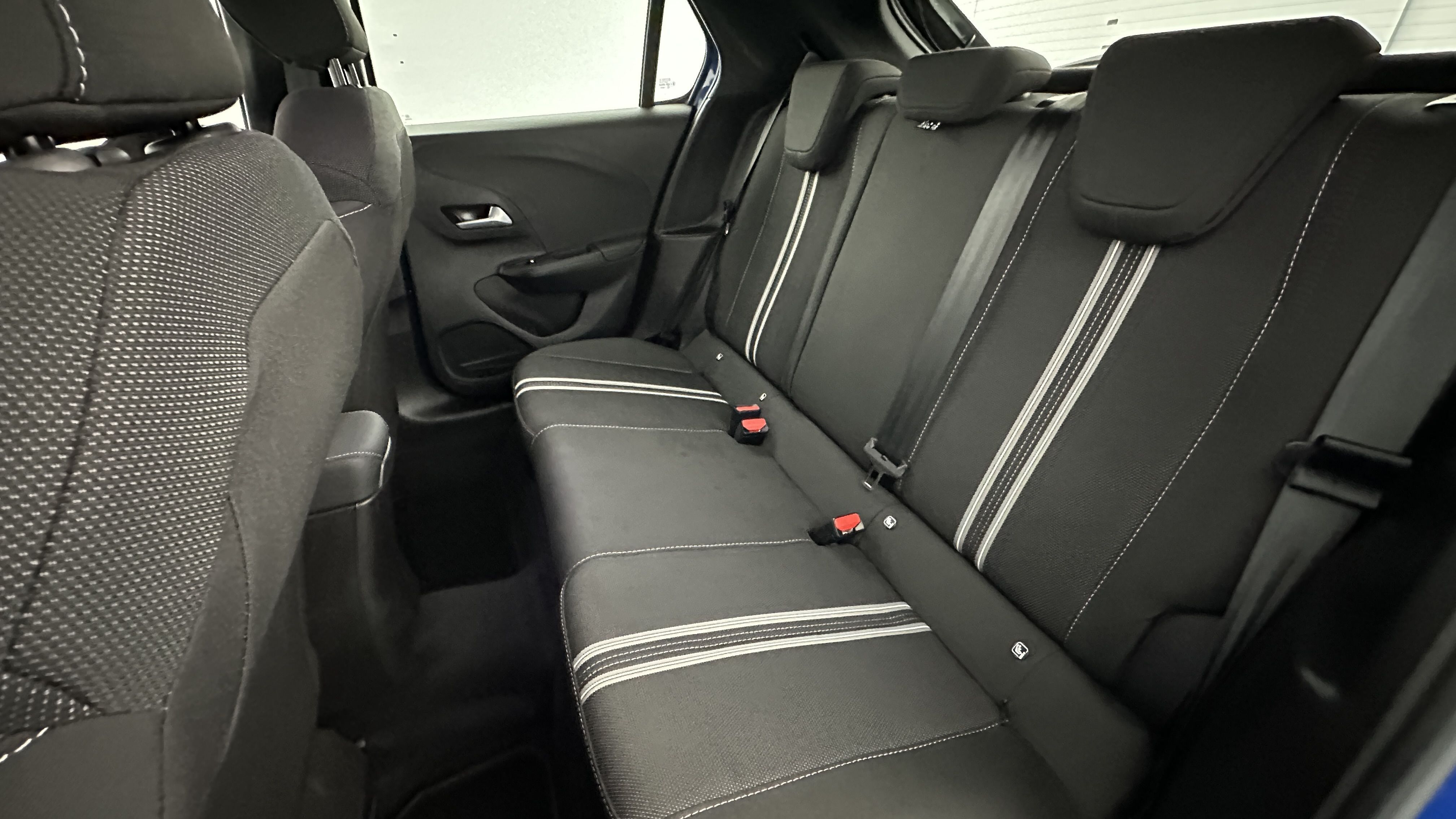 GLI00010136_p53 - OPEL - CORSA - 2025 - photo 9