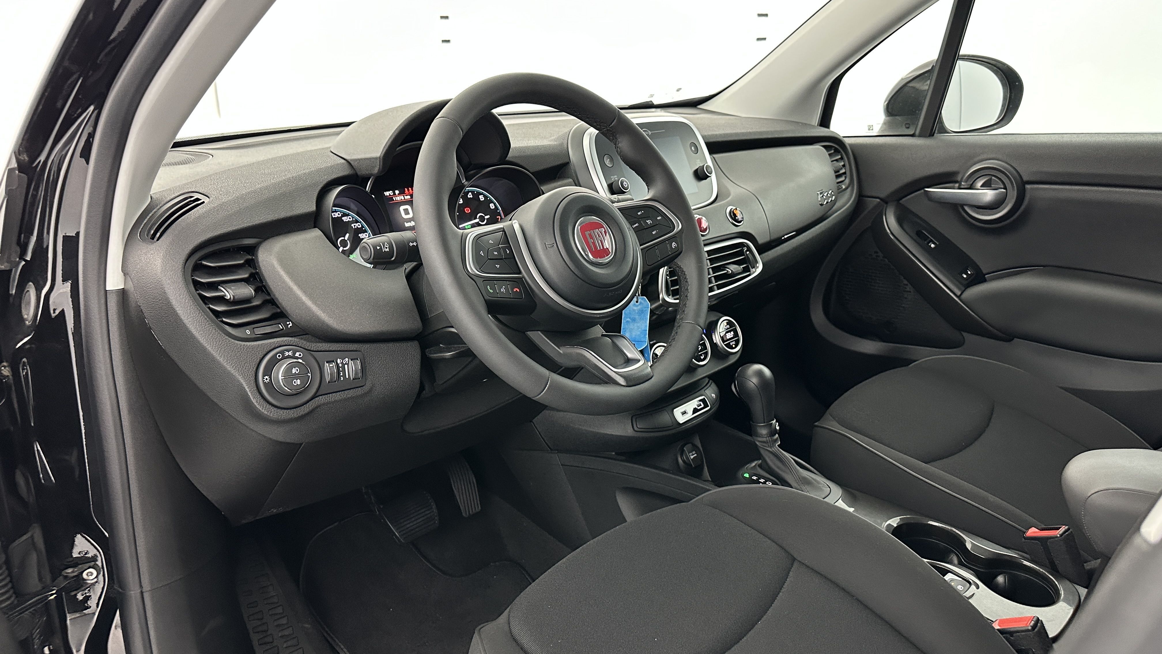 GLI00012221_p53 - FIAT - 500 X - 2023 - photo 6