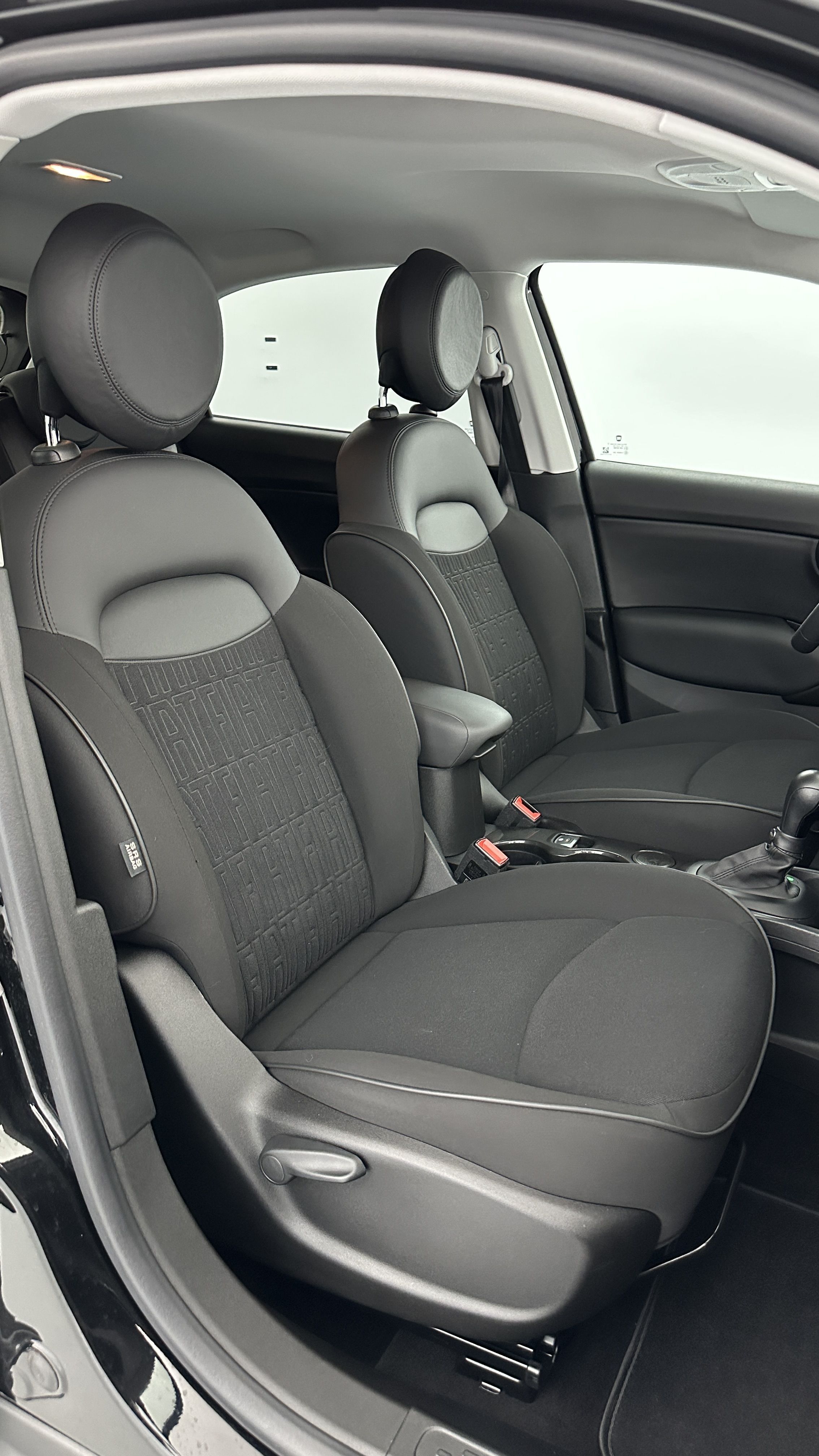 GLI00012221_p53 - FIAT - 500 X - 2023 - photo 17