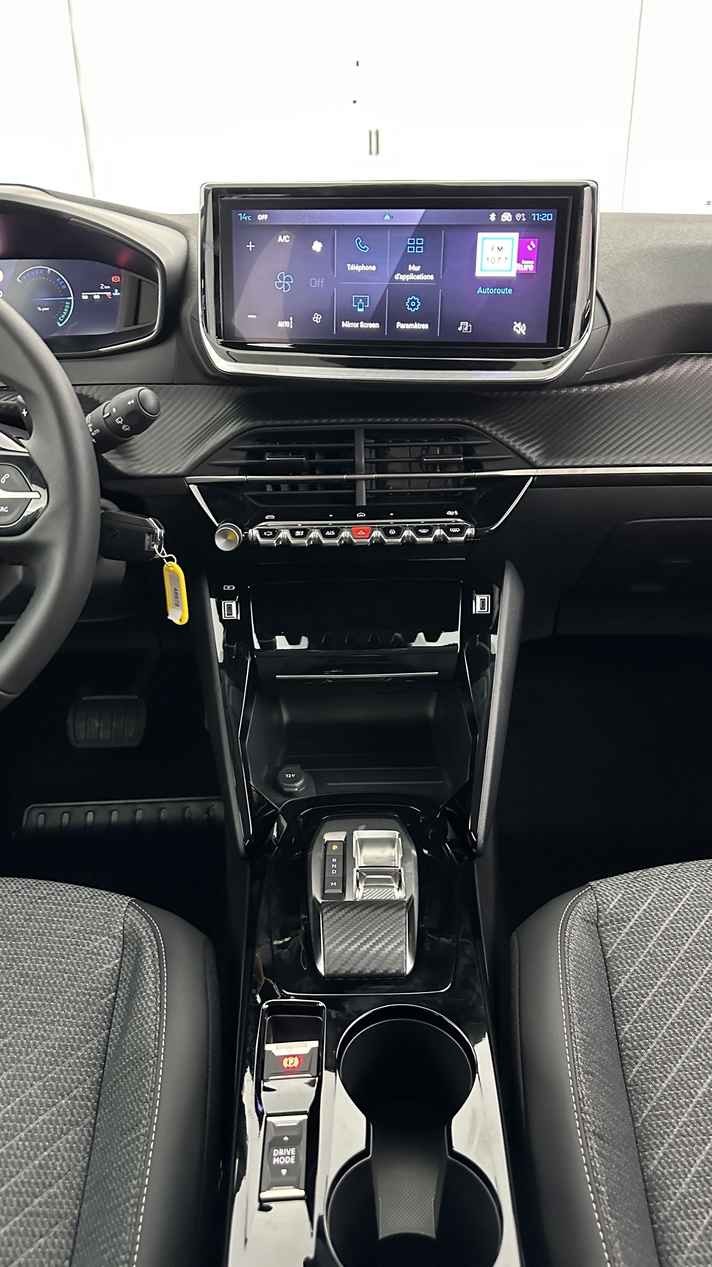 GLI00009592_p53 - PEUGEOT - 208 - 2025 - photo 15