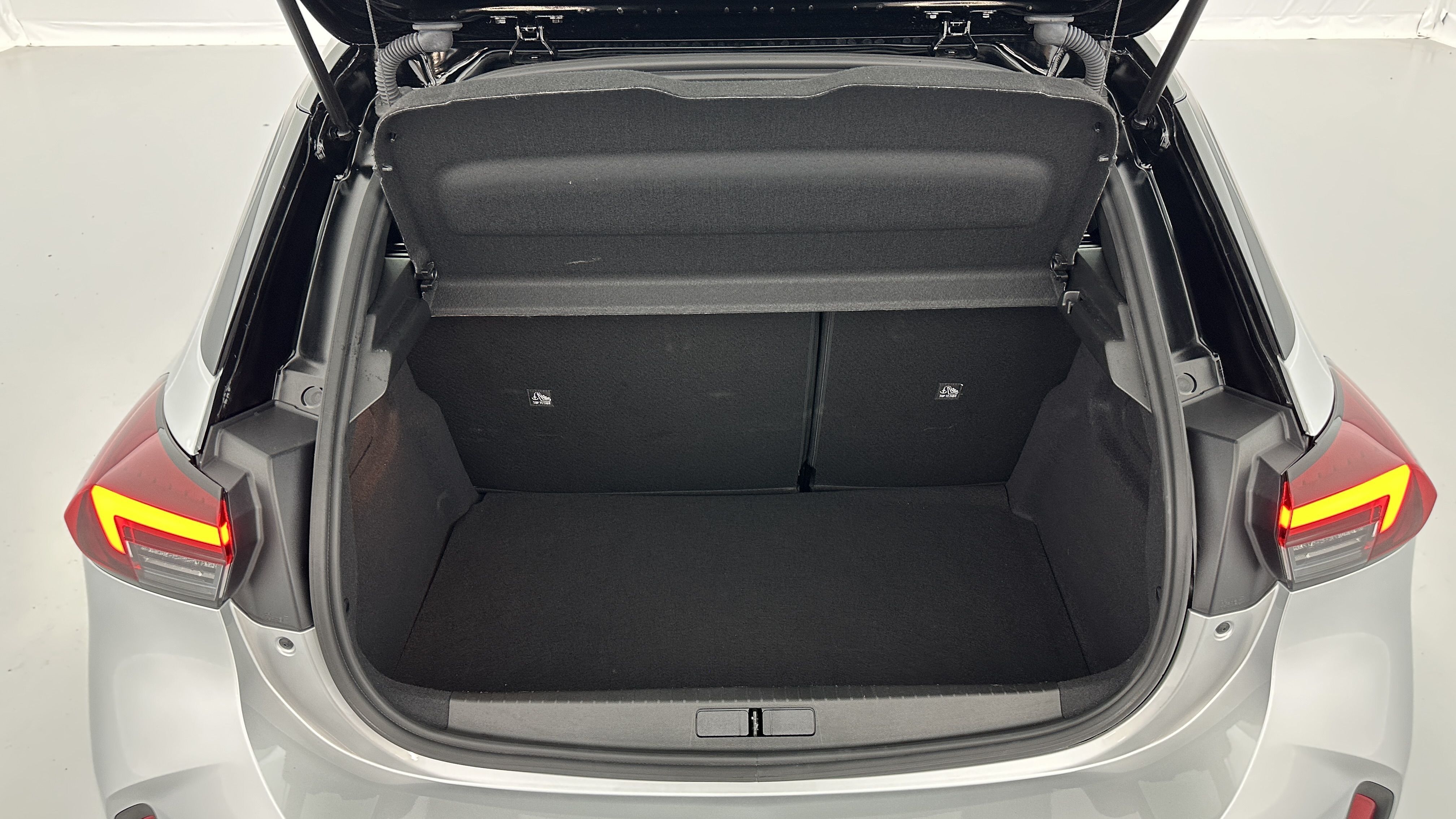 GLI00010134_p53 - OPEL - CORSA - 2025 - photo 10