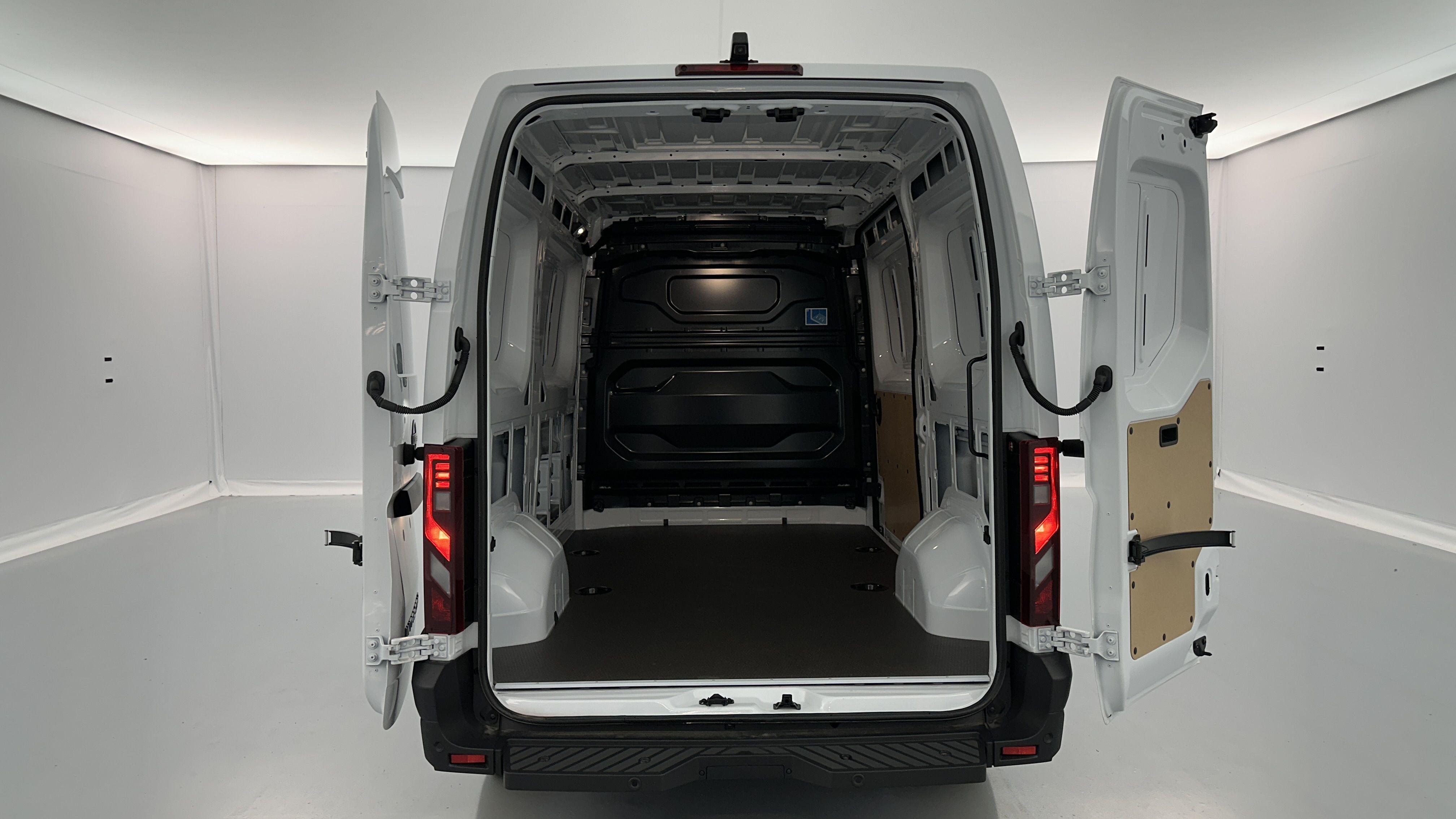 GLI00011027_p53 - NISSAN - INTERSTAR - 2025 - photo 9