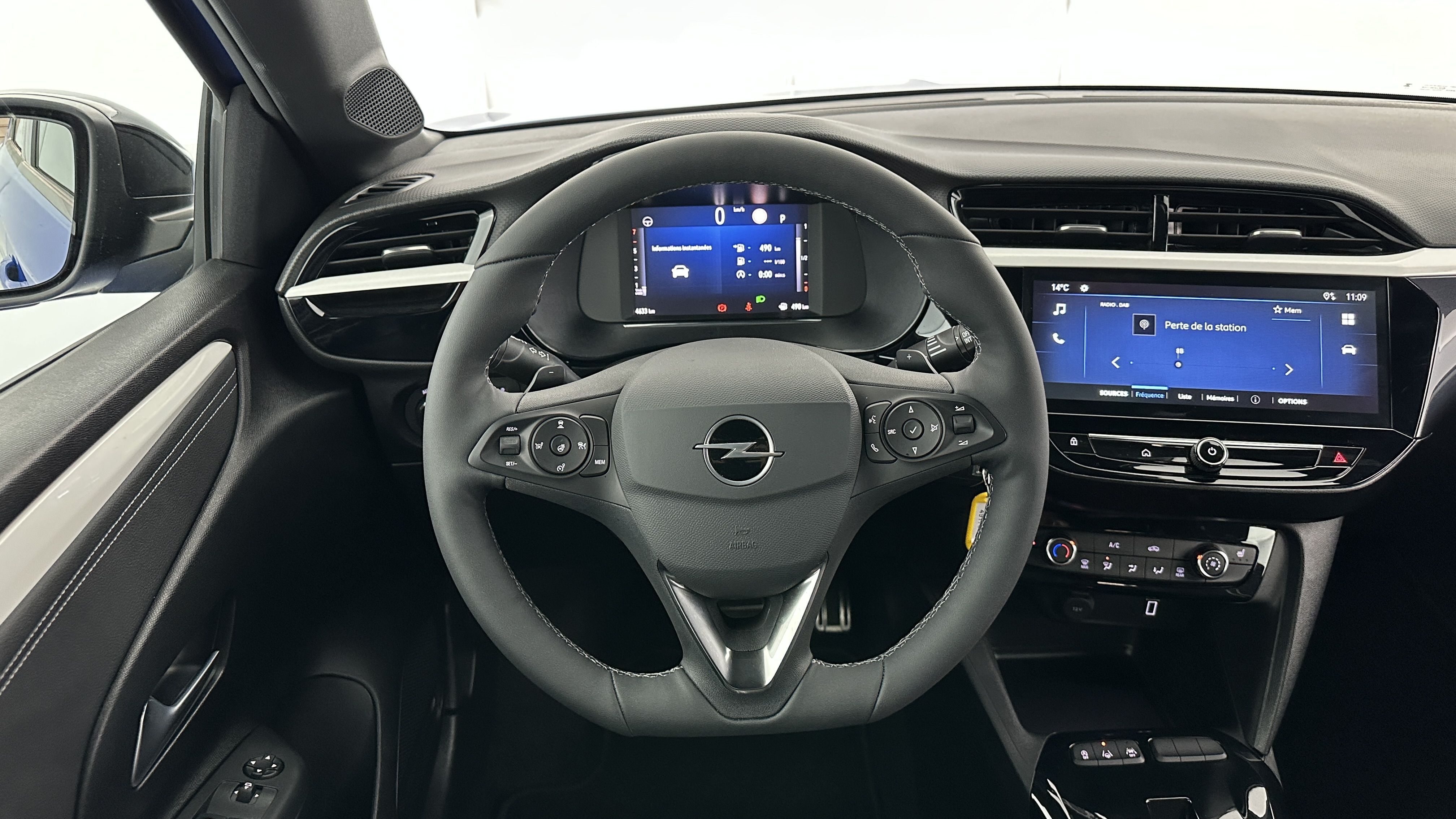 GLI00010136_p53 - OPEL - CORSA - 2025 - photo 14