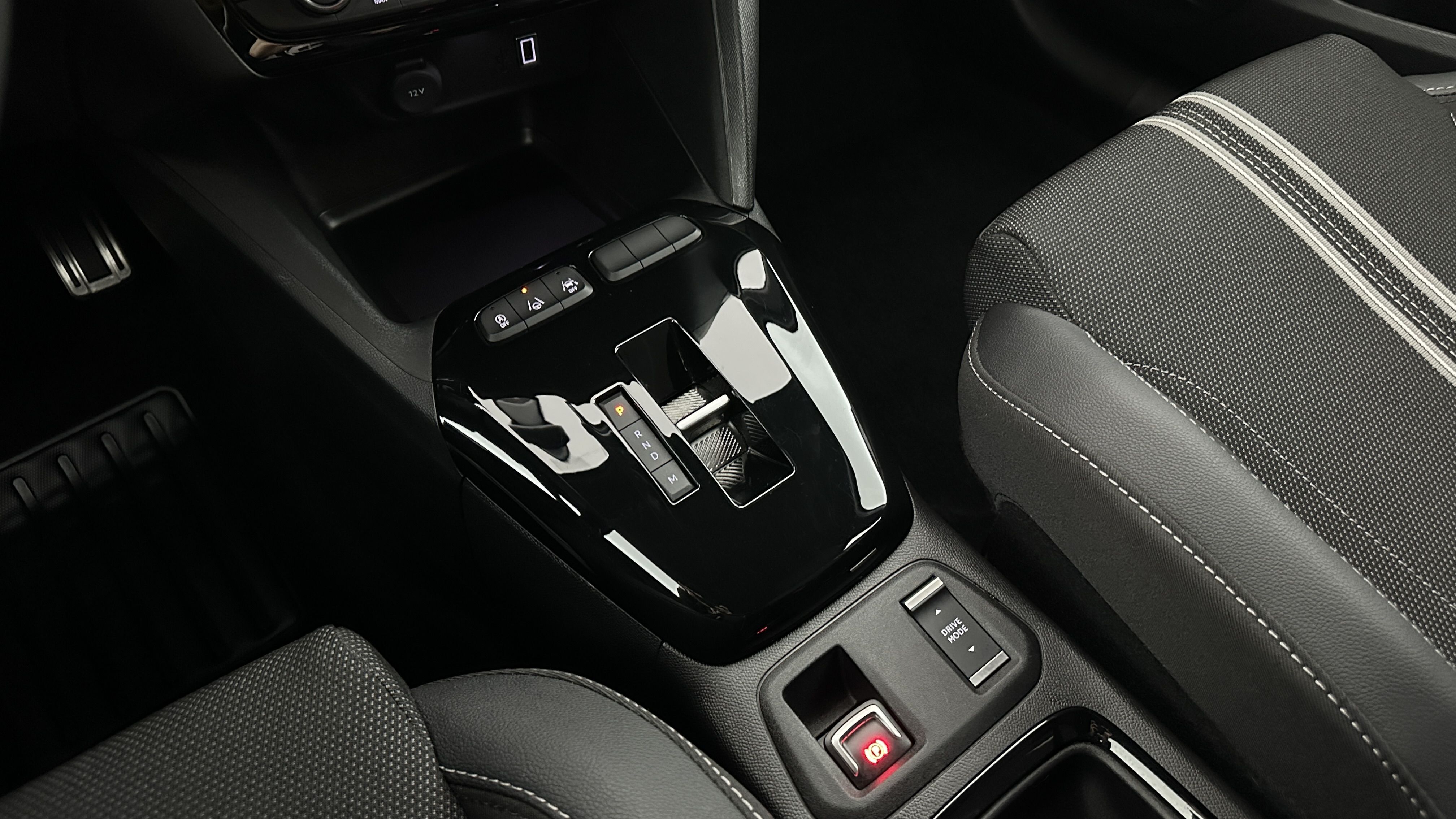 GLI00010135_p53 - OPEL - CORSA - 2025 - photo 16