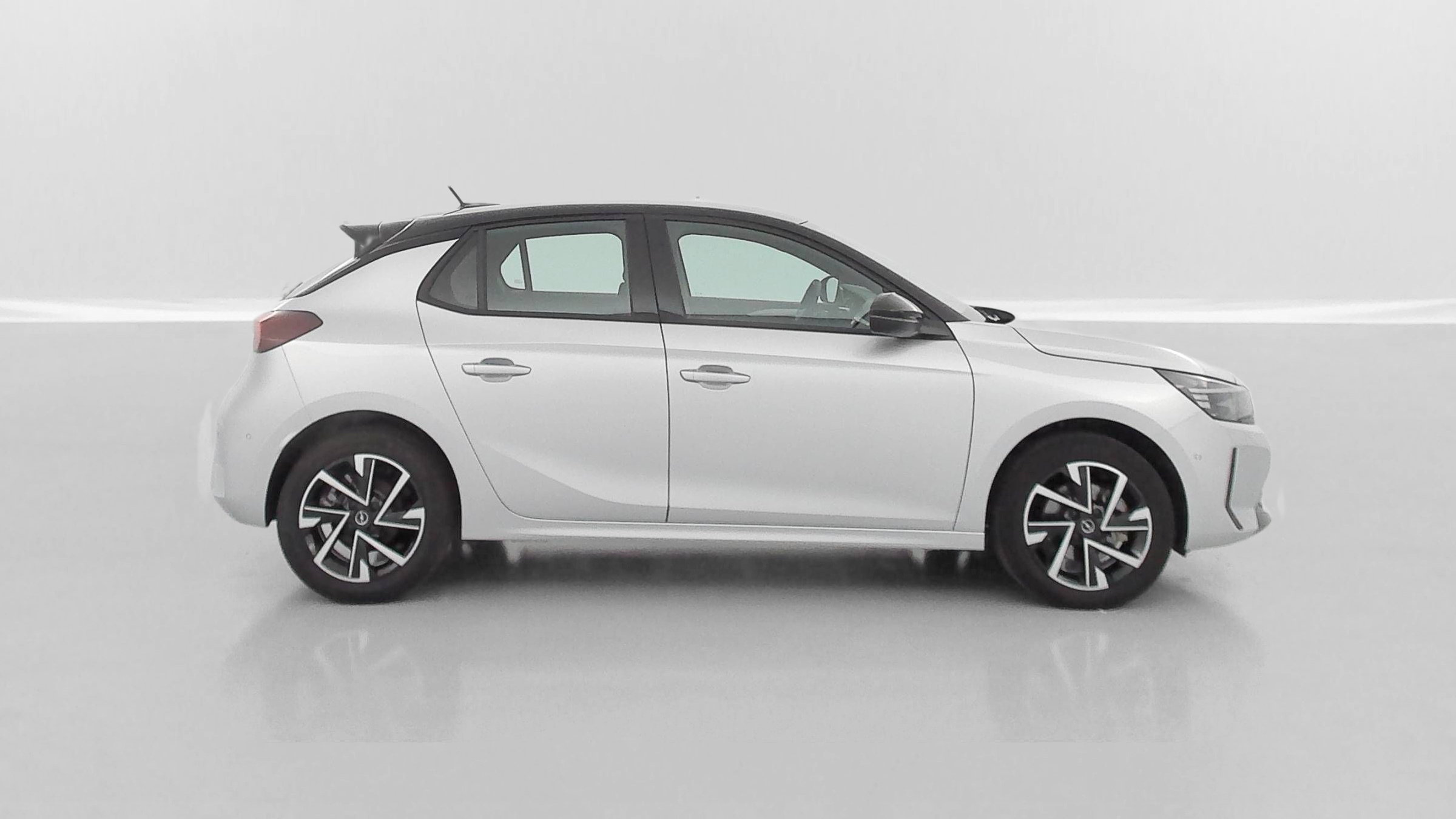 GLI00010135_p53 - OPEL - CORSA - 2025 - photo 25