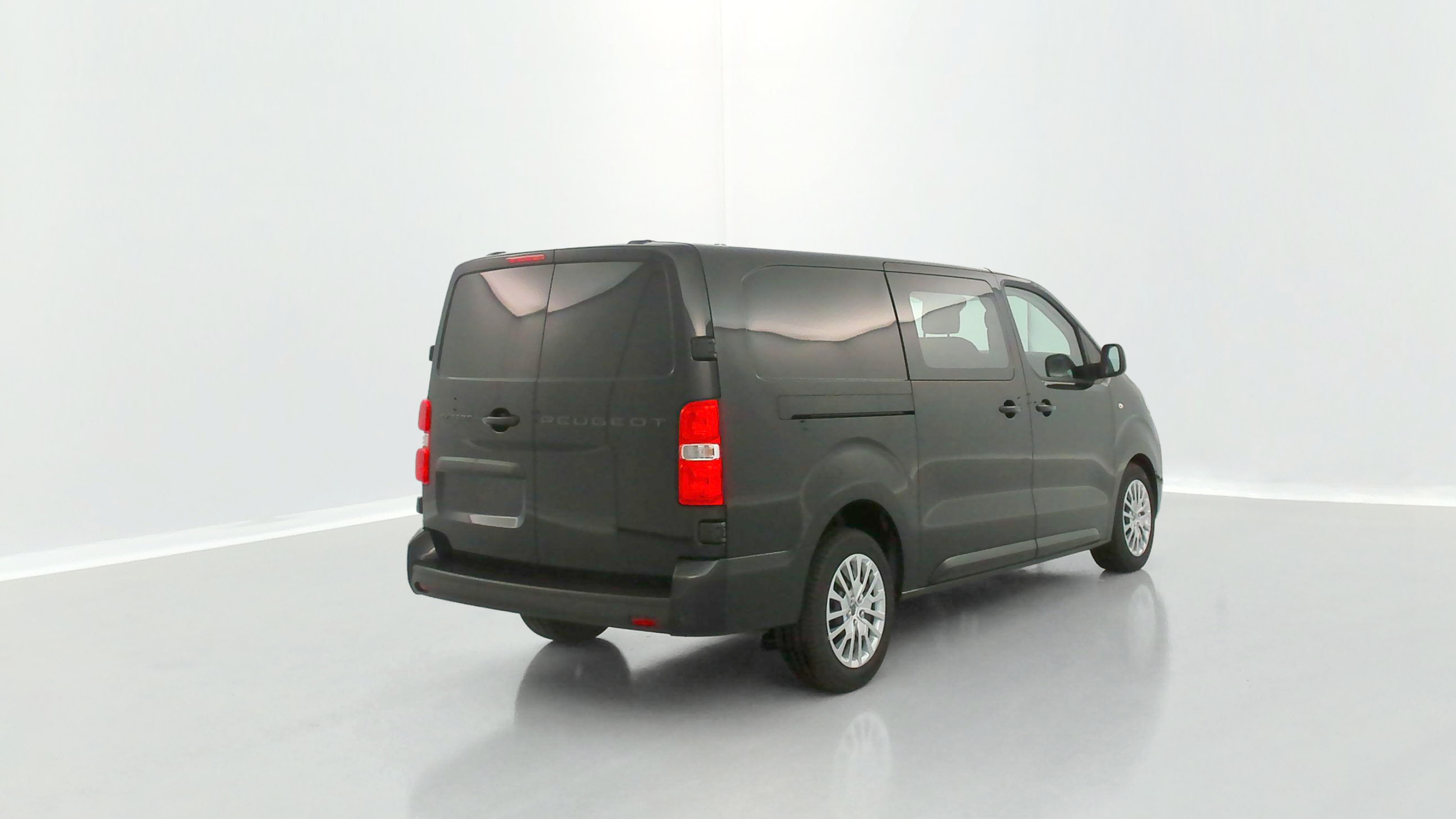 GLI00010632_p53 - PEUGEOT - EXPERT CA - 2025 - photo 18