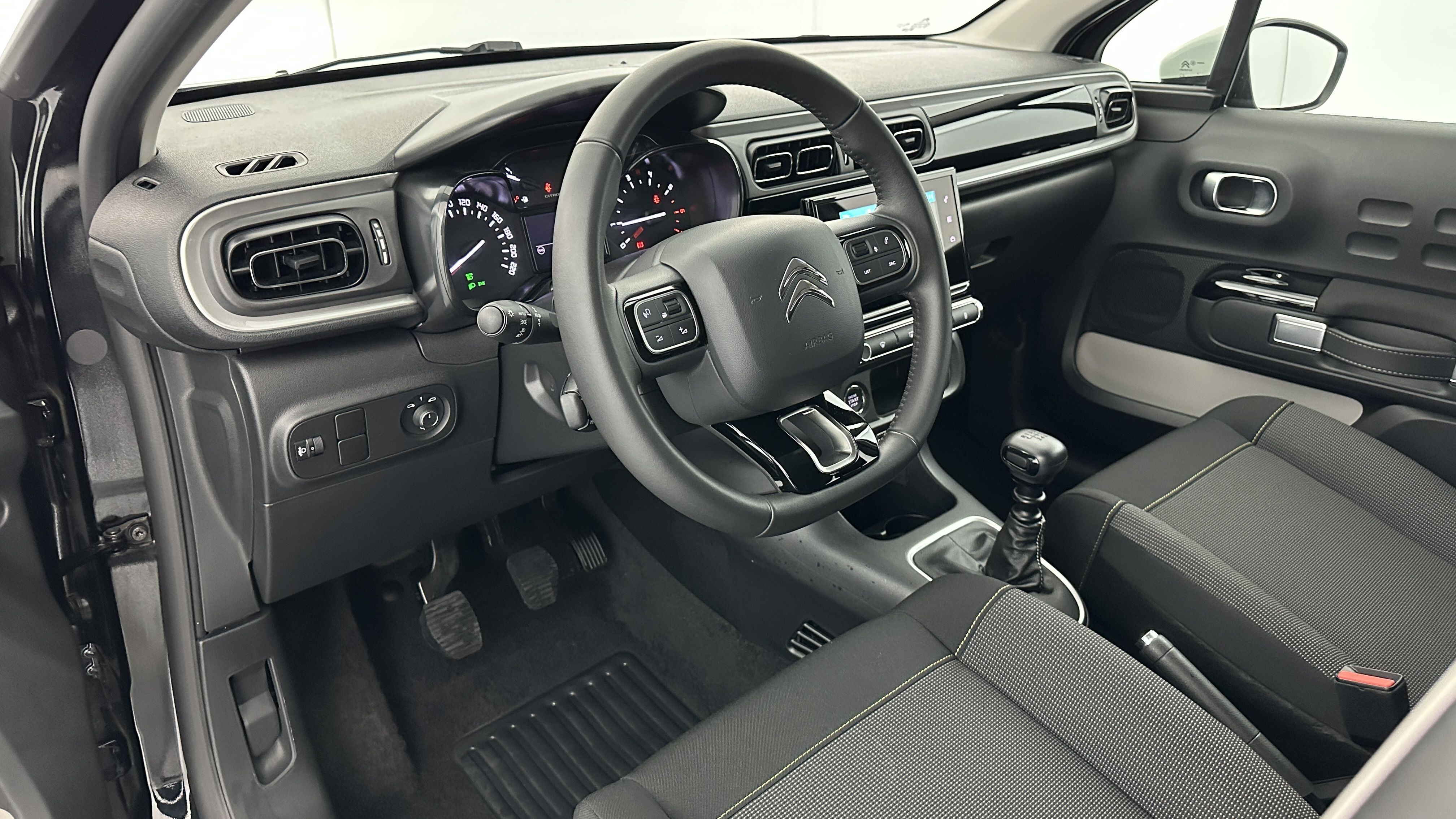 GLI00009852_p53 - CITROEN - C3 - 2024 - photo 6