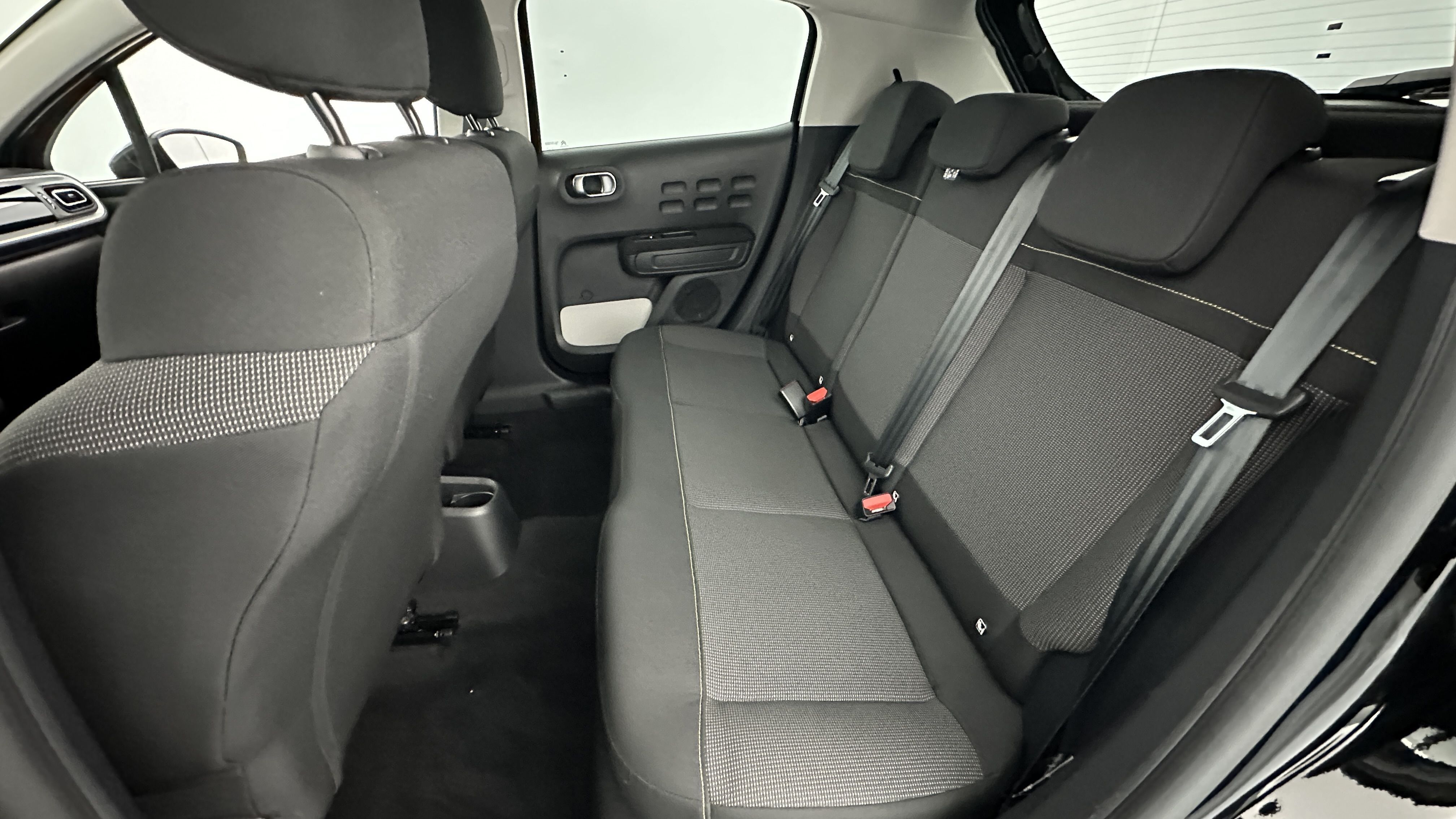 GLI00009853_p53 - CITROEN - C3 - 2024 - photo 9