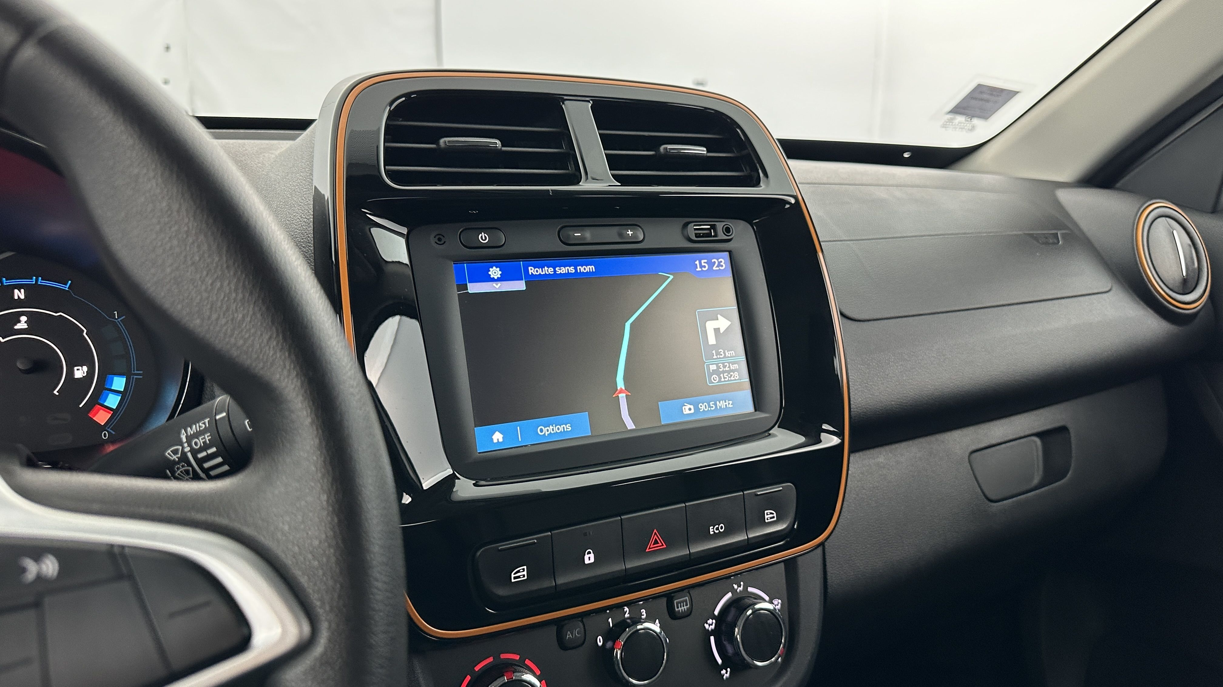 GLI00012236_p53 - DACIA - SPRING - 2021 - photo 18