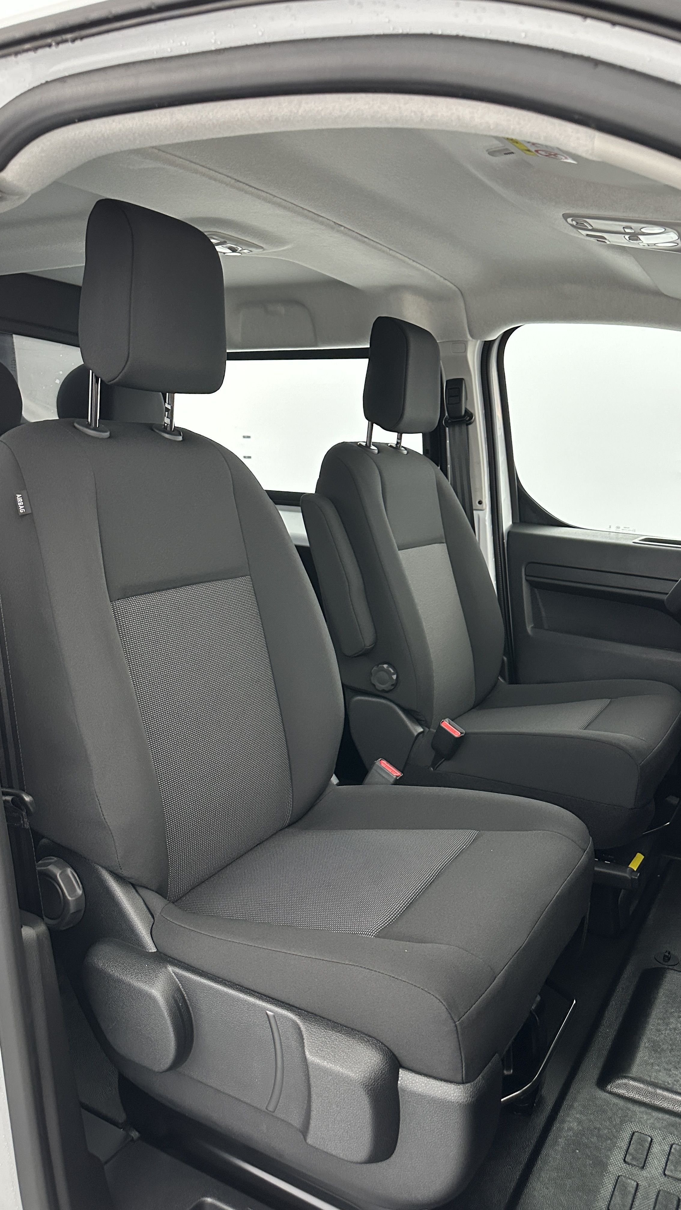 GLI00010699_p53 - PEUGEOT - EXPERT CA - 2025 - photo 13